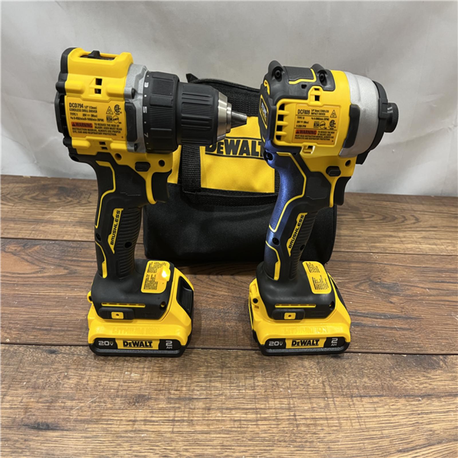 AS IS DEWALT ATOMIC 20-Volt MAX Lithium-Ion Cordless Combo Kit (2-Tool) with (2) 2.0Ah Batteries, Charger and Bag