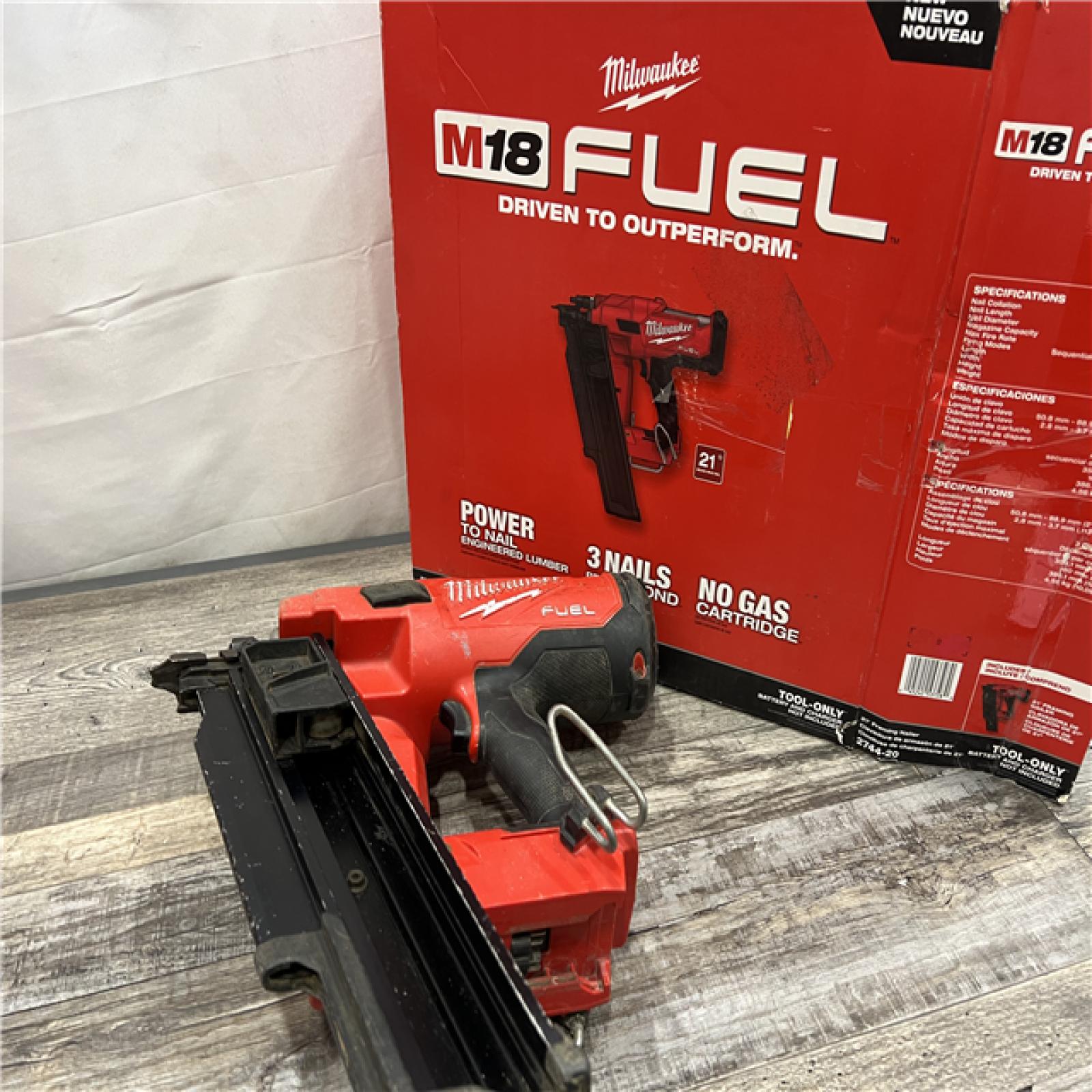 AS-IS Milwaukee 2744-20 M18 FUEL 21-Degree Cordless Framing Nailer (Tool Only)