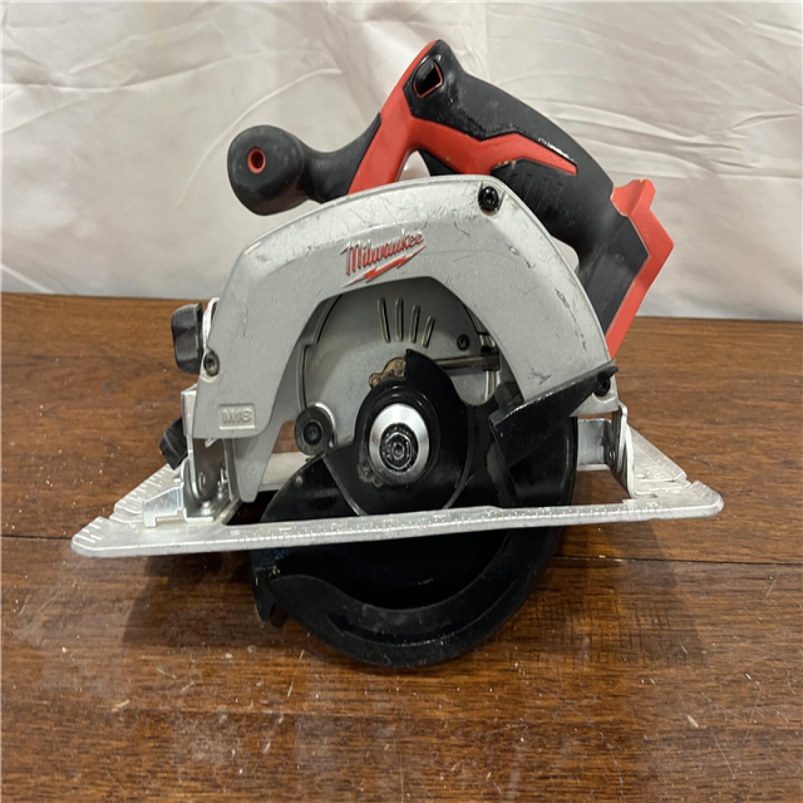 AS-ISM18 FUEL 18V Lithium-Ion Brushless Cordless 6-1/2 in. Circular Saw (Tool-Only)