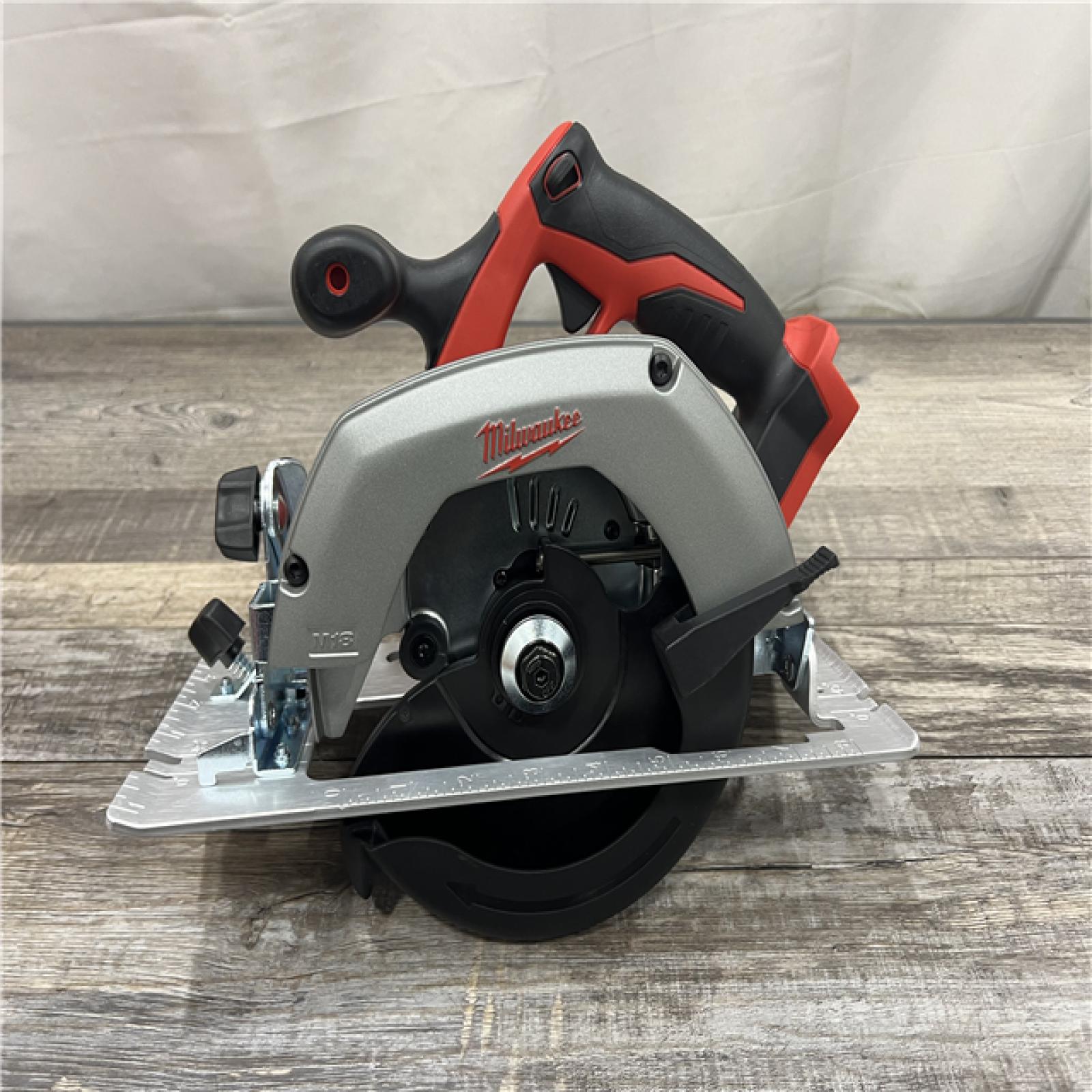 AS-IS Milwaukee 2630-20 M18 Cordless 6-1/2 Circular Saw Bare Tool Only - All