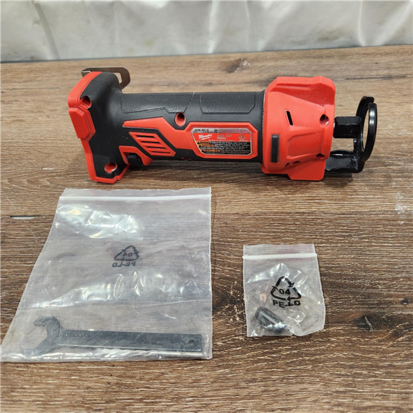 AS-IS Milwaukee M18 18-Volt Lithium-Ion Cordless Drywall Cut Out Tool (Tool-Only)