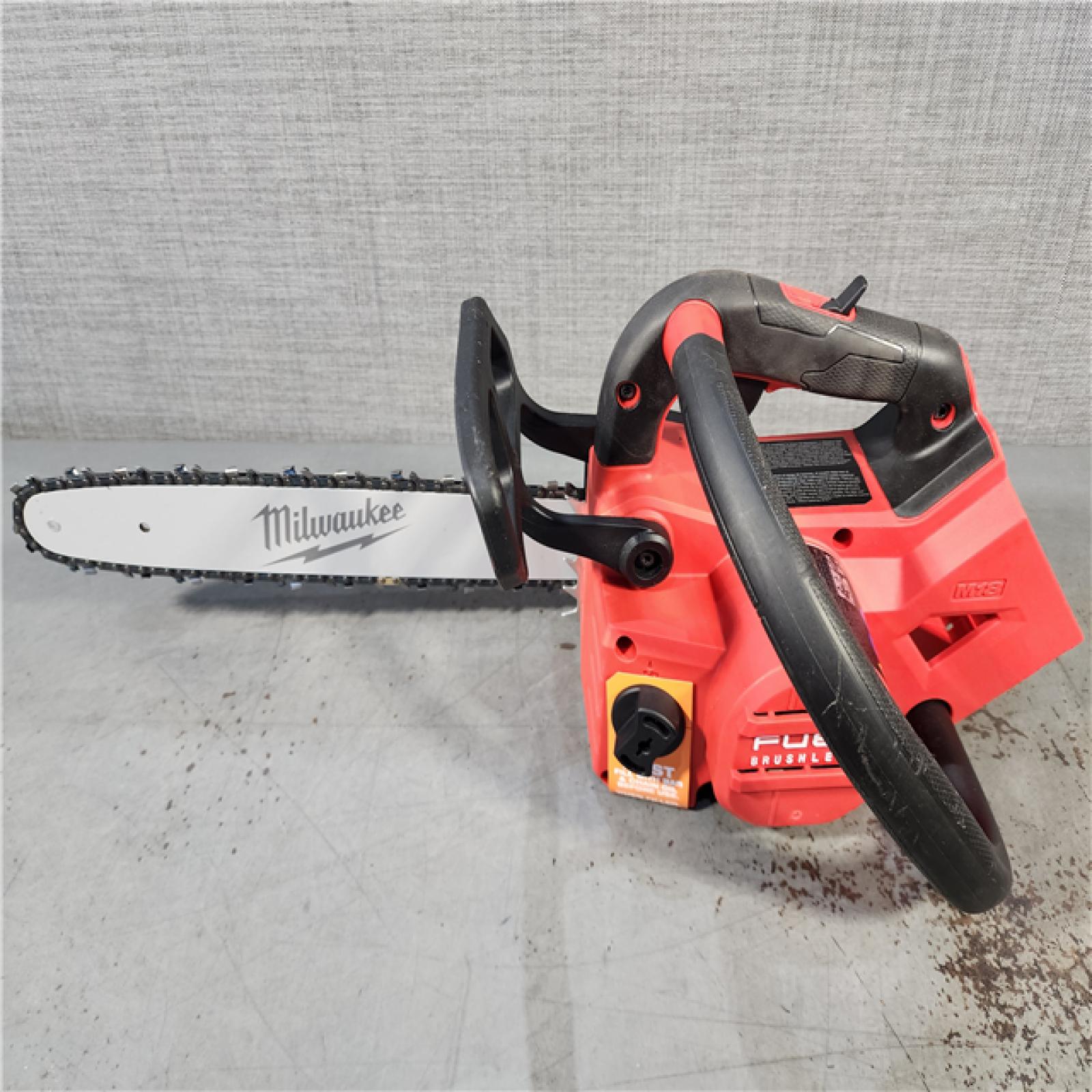 HOUSTON LOCATION - AS-IS (APPEARS LIKE NEW) Milwaukee Tool 2826-20T M18 FUEL 14  Top Handle 18-Volt Lithium-Ion Brushless Electric Cordless Chainsaw (Tool-Only)