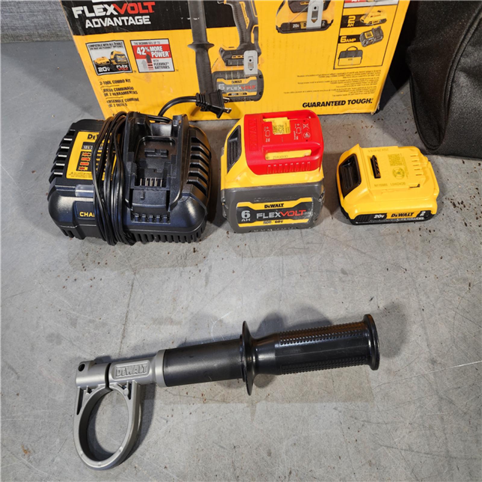 HOUSTON LOCATION - AS-IS DEWALT 20V MAX Cordless Brushless Hammer Drill/Driver 2 Tool Combo Kit with FLEXVOLT ADVANTAGE