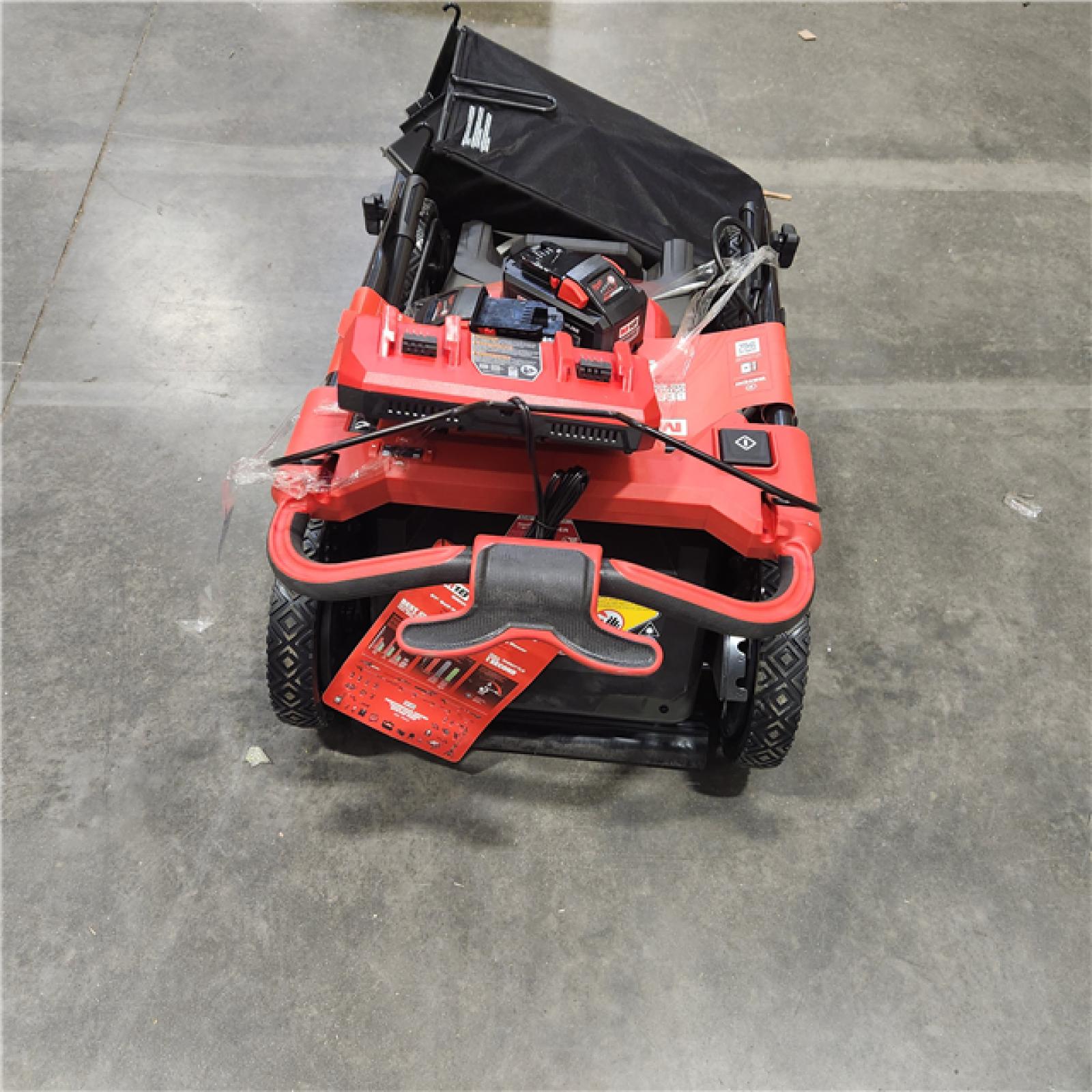 Dallas Location - As-Is M18 FUEL 21 Self-Propelled Dual Battery Mower Kit