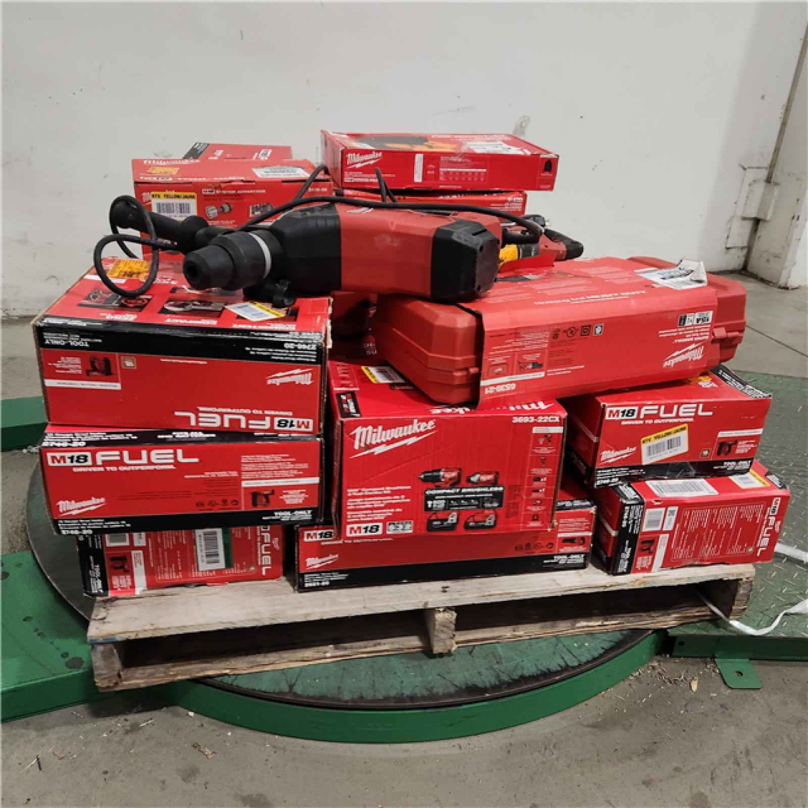 Dallas Location - As-Is MILWAUKEE Tool Pallet