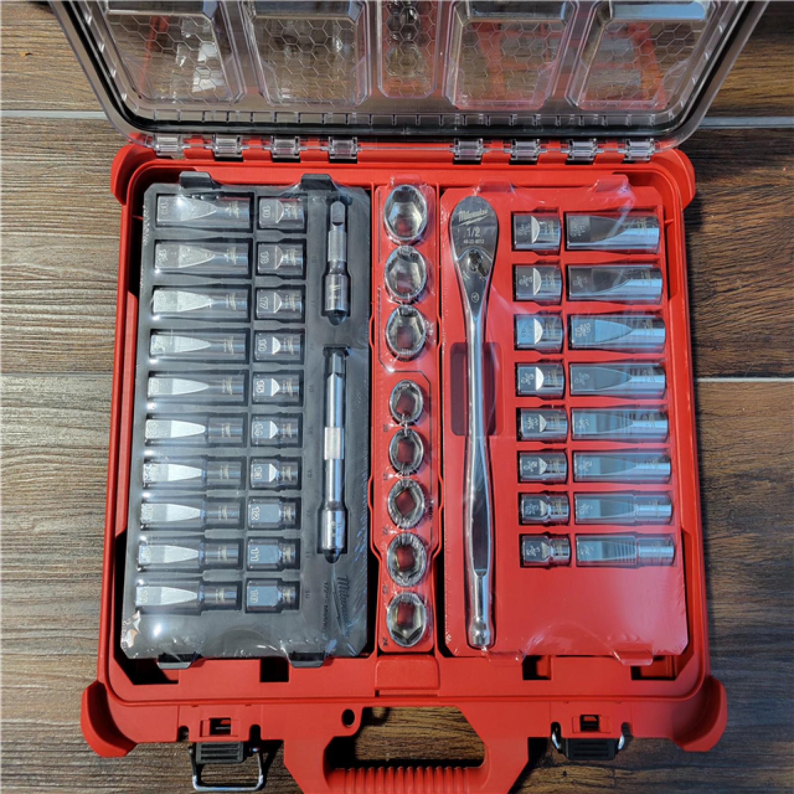 CALIFORNIA NEW MILWAUKEE 47PC 1/2 DRIVE METRIC &SAE RATCHET AND SOCKET SET W/ PACKOUT LOW-PROFILE ORGANIZER