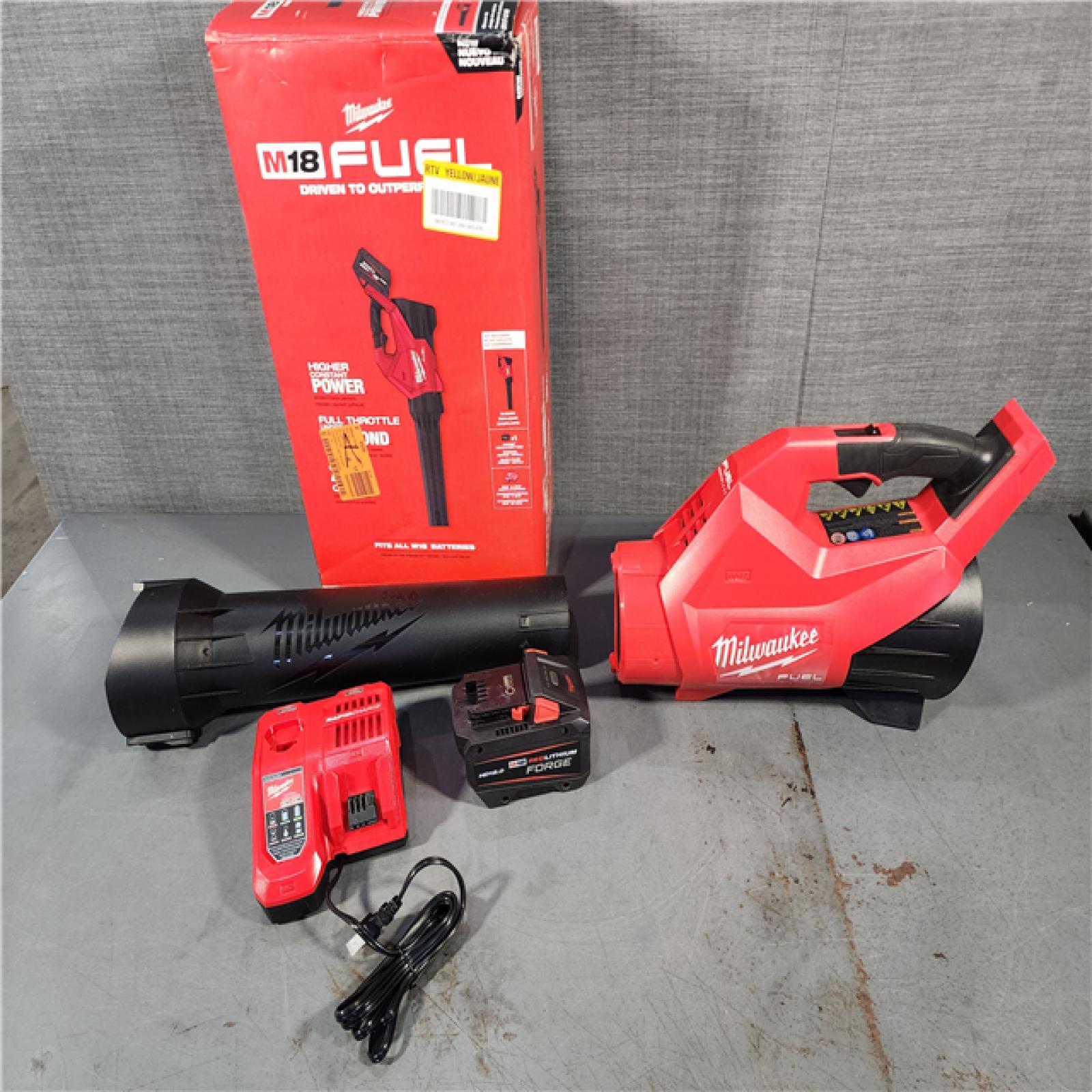 HOUSTON LOCATION - AS-IS (APPEARS LIKE NEW) M18 FUEL 120 MPH 500 CFM 18V Brushless Cordless Battery Powered Leaf Blower Kit W/12.0 Ah FORGE Battery & Rapid Charger