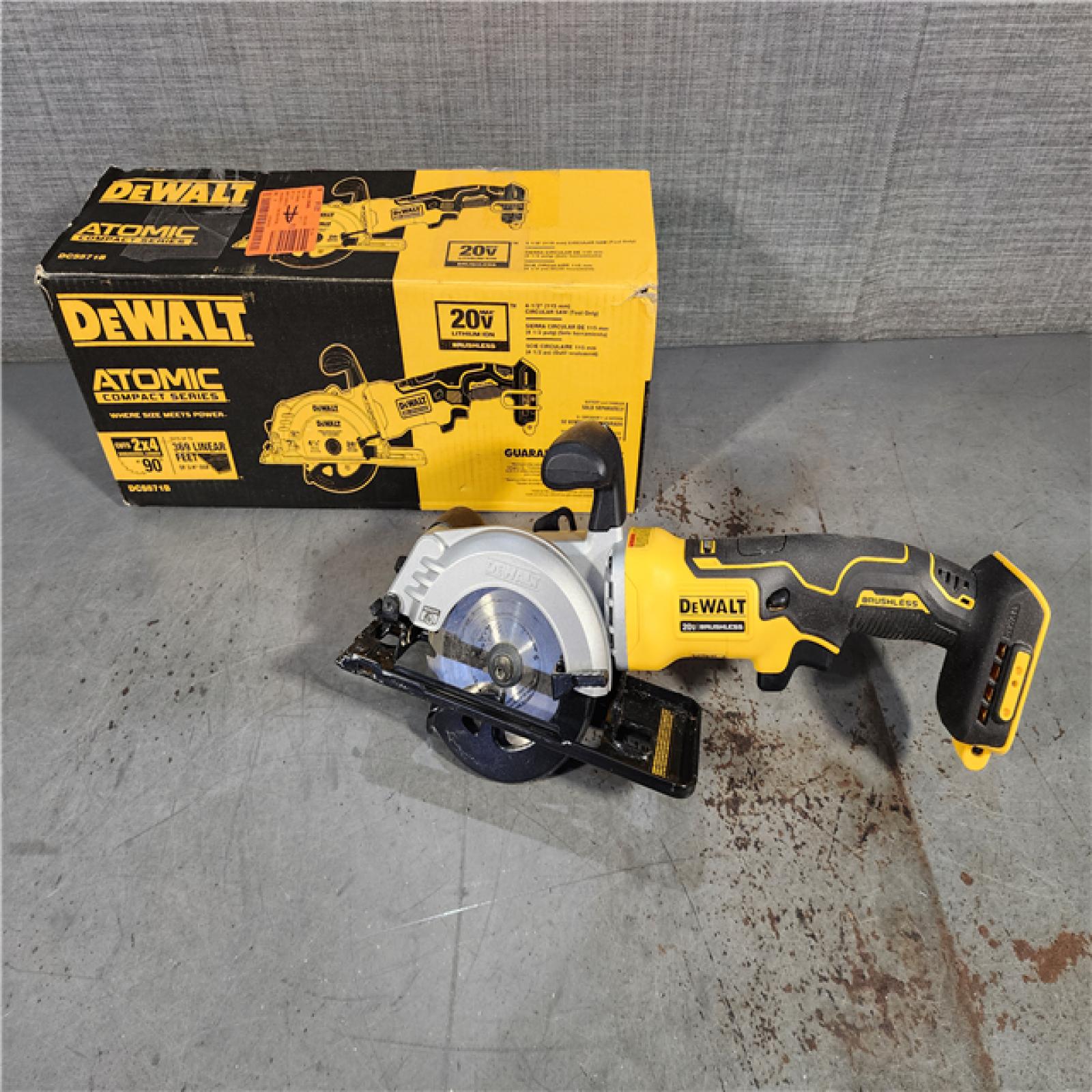 HOUSTON LOCATION - AS-IS DEWALT ATOMIC 20V MAX Cordless Brushless 4-1/2 in. Circular Saw (Tool Only)