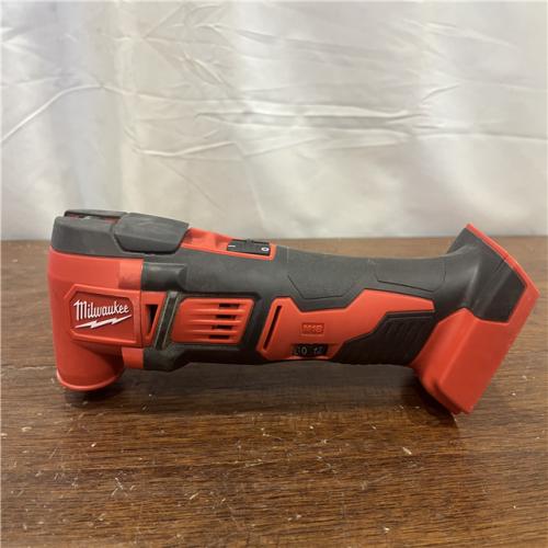 AS-ISMilwaukee 2626-20 M18 Lithium-Ion Cordless Multi-Tool (Tool Only)