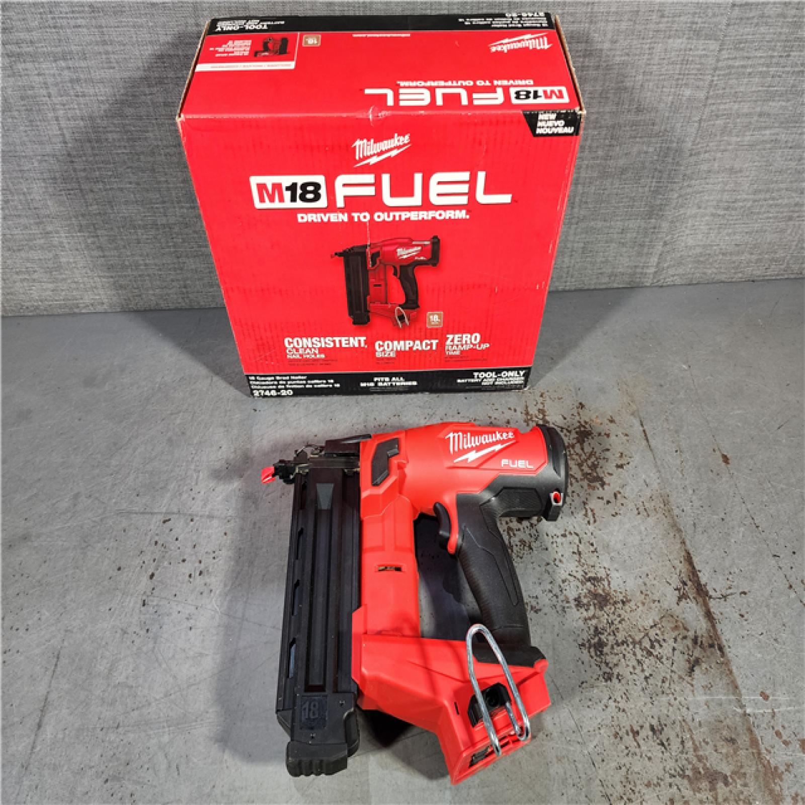 HOUSTON LOCATION - AS-IS (APPEARS LIKE NEW) Milwaukee M18 Fuel 18V Brushless 18-Gauge Brad Nailer 2746-20 (Bare Tool)