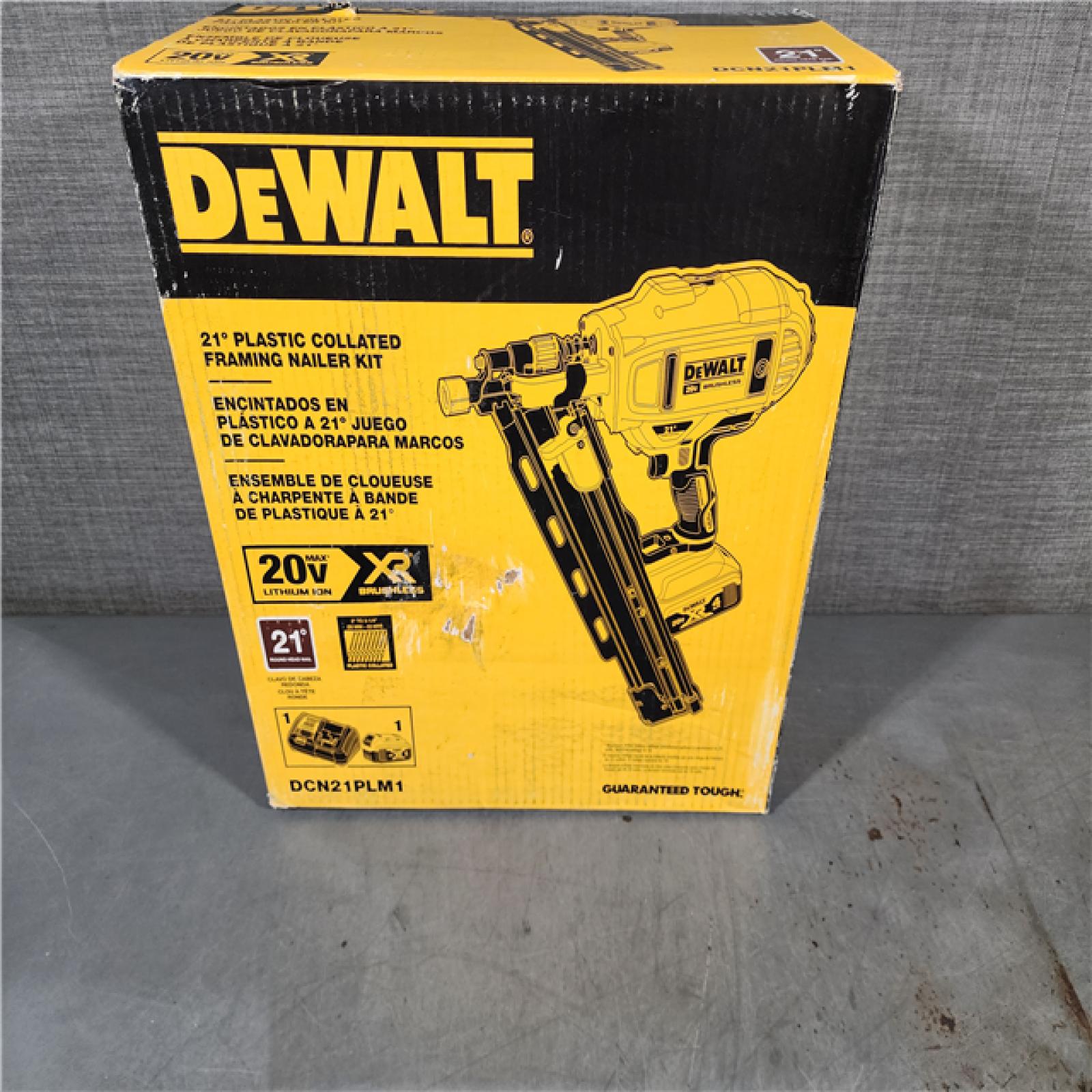 HOUSTON LOCATION - AS-IS DeWalt 20V MAX Collated Cordless Framing Nailer Tool Kit with Rafter Hook