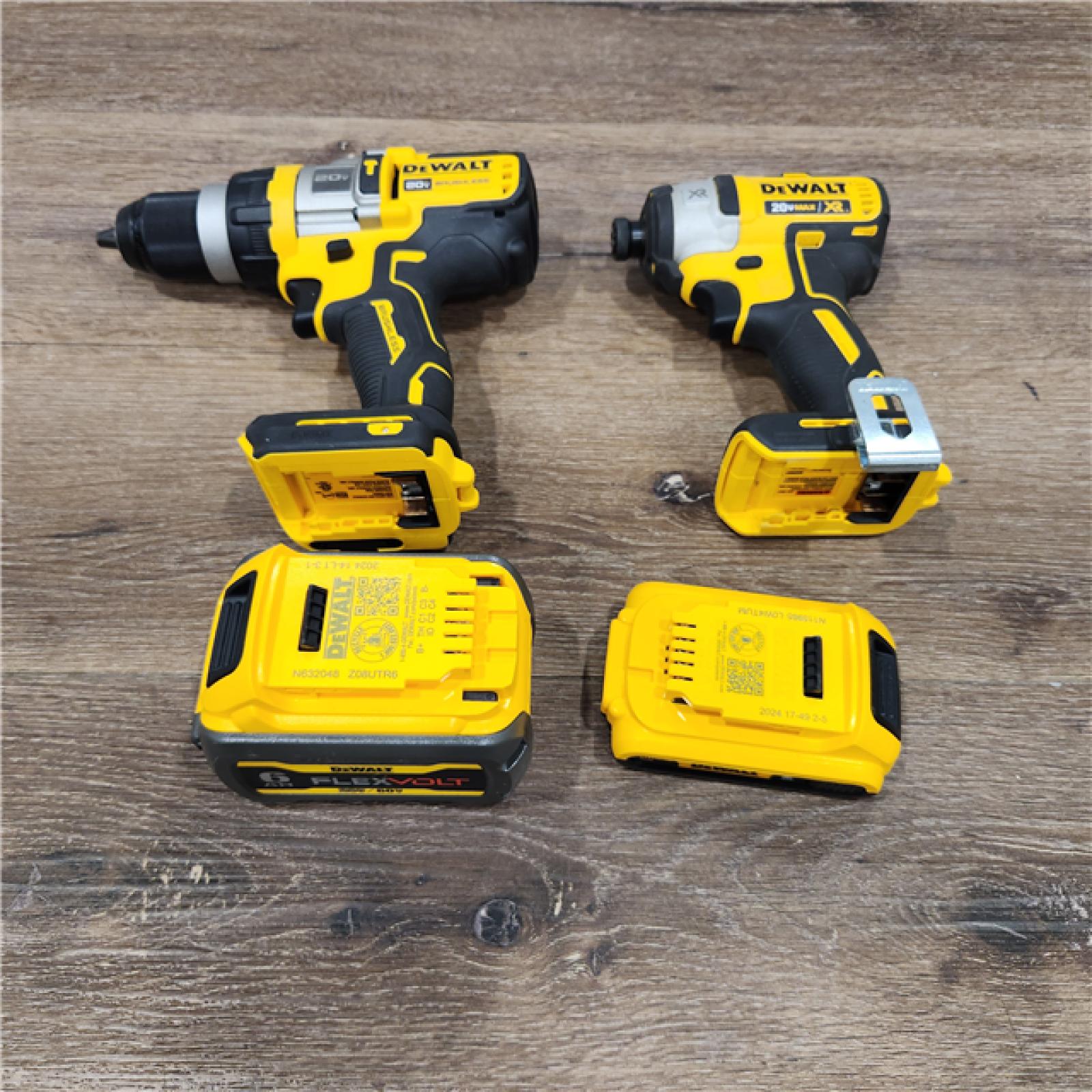 AS-IS 20V MAX Cordless Brushless Hammer Drill/Driver 2 Tool Combo Kit with FLEXVOLT ADVANTAGE