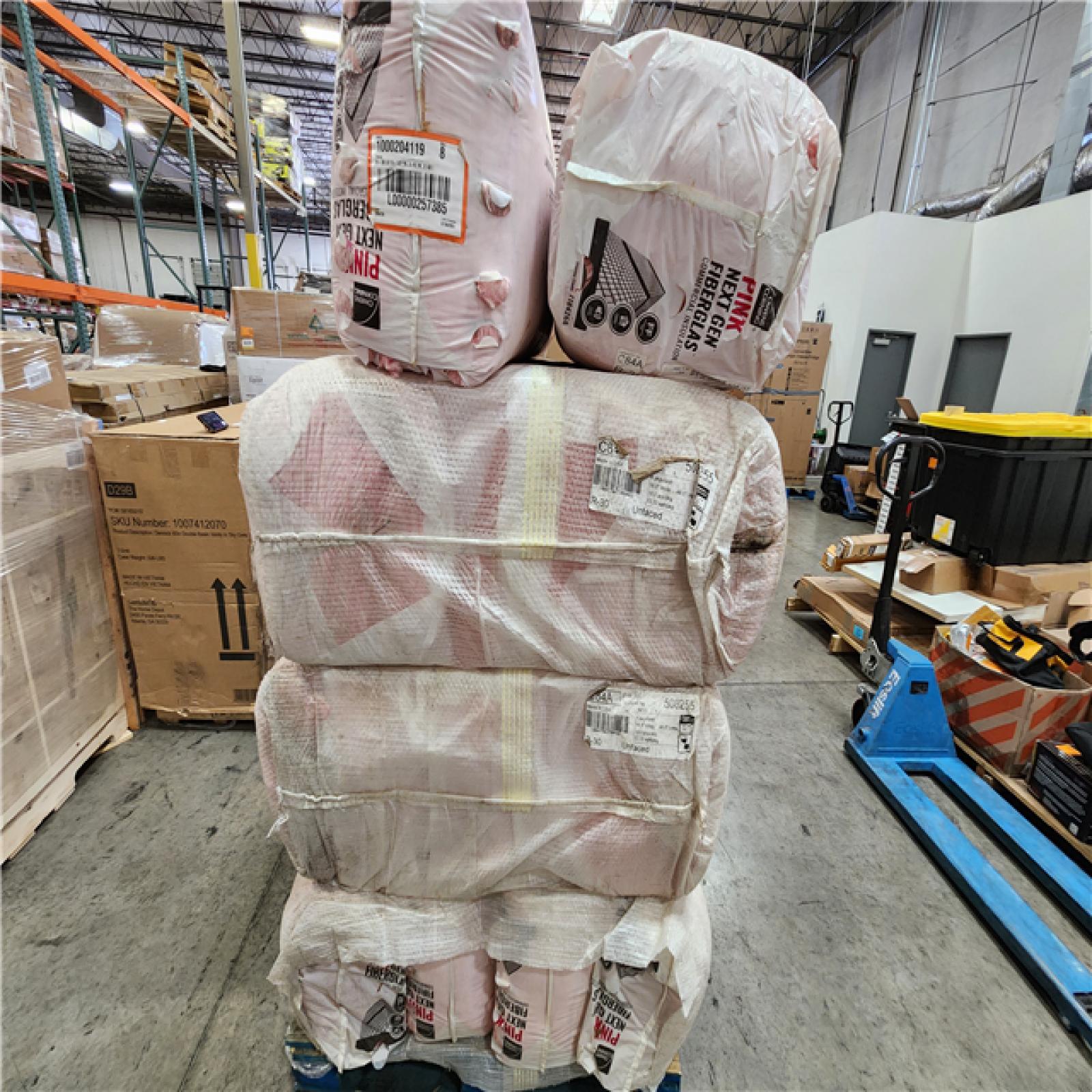 Phoenix Location Owens Corning R-30 Unfaced Fiberglass Insulation Batt 16 in. x 48 in (14 Bags 746 SqFt)