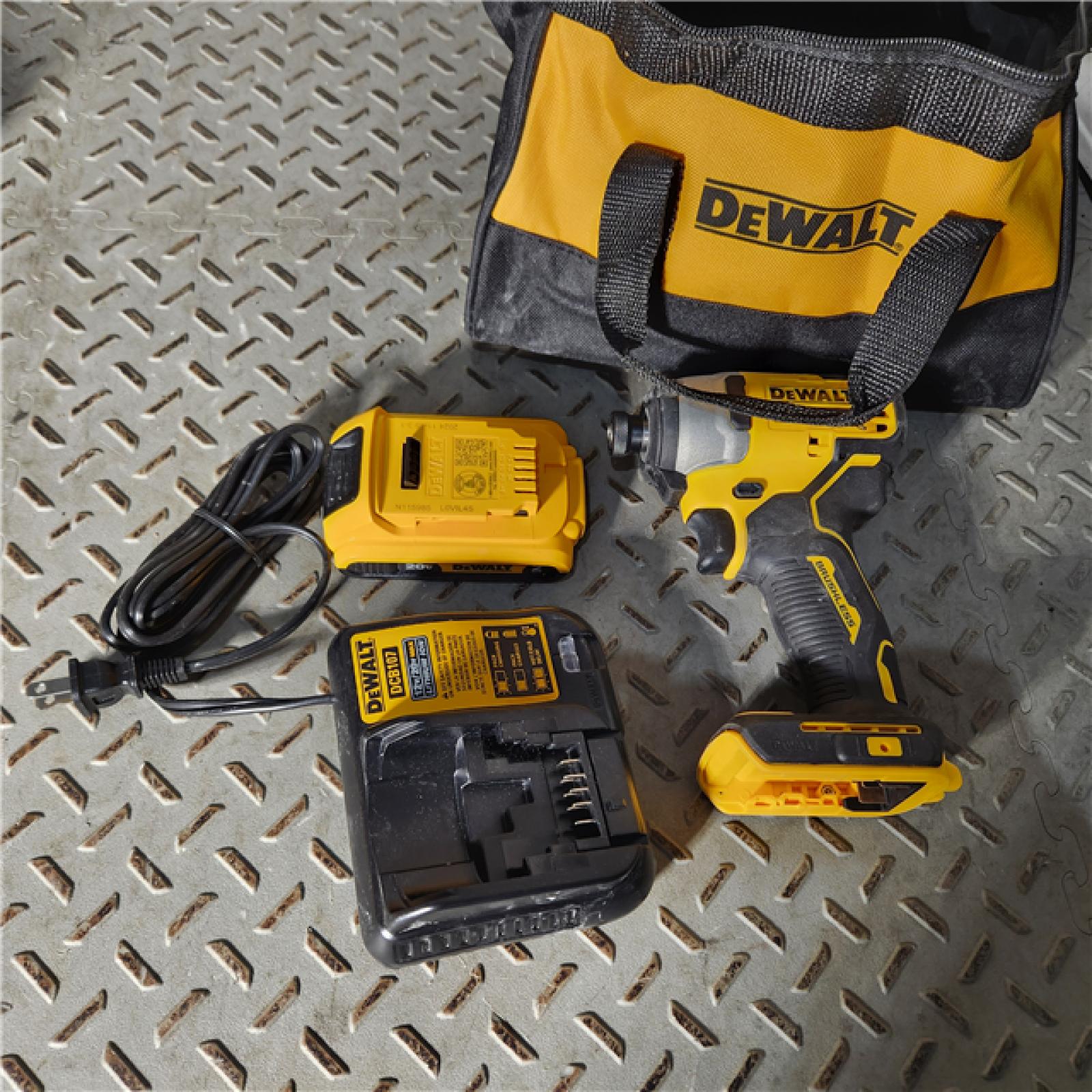 Houston location AS-IS DEWALT ATOMIC 20V MAX* Brushless Cordless Compact 1/4 in. Impact Driver Kit