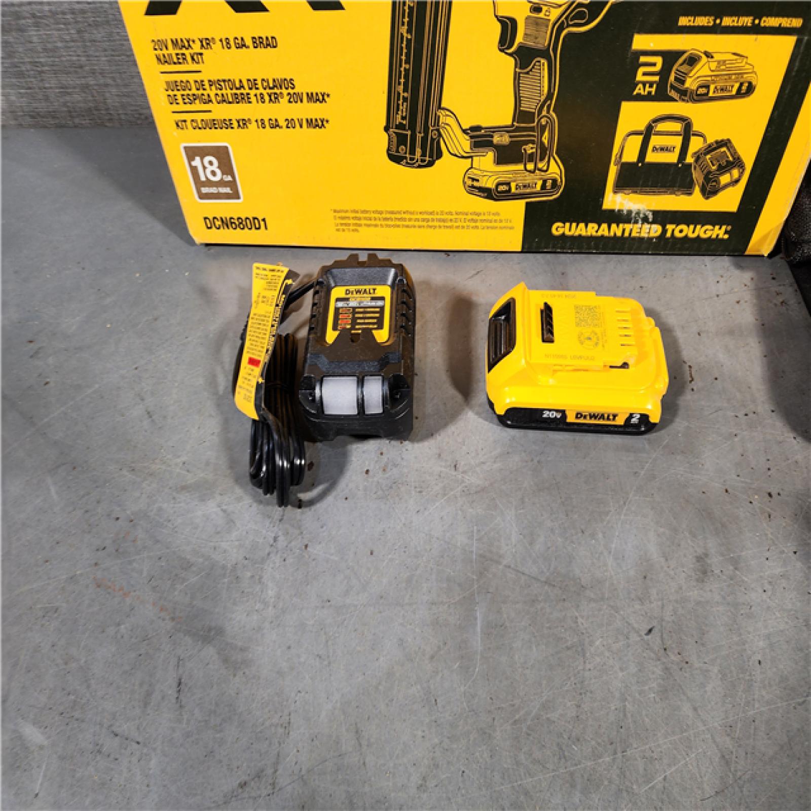 HOUSTON LOCATION - AS-IS DEWALT 20V MAX XR 18 Gauge Brad Nailer Kit