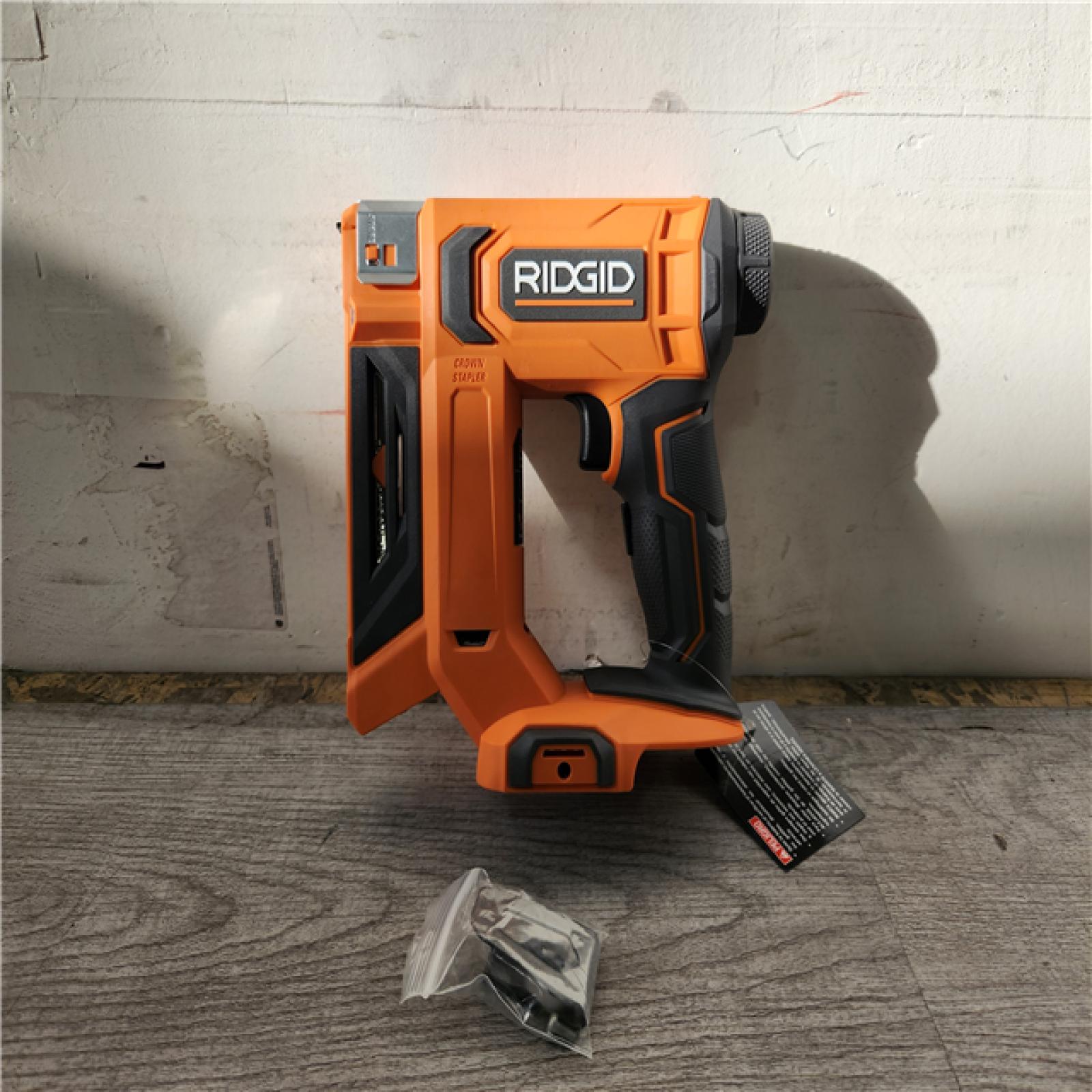 Phoenix Location Ridgid 18v Crown Stapler