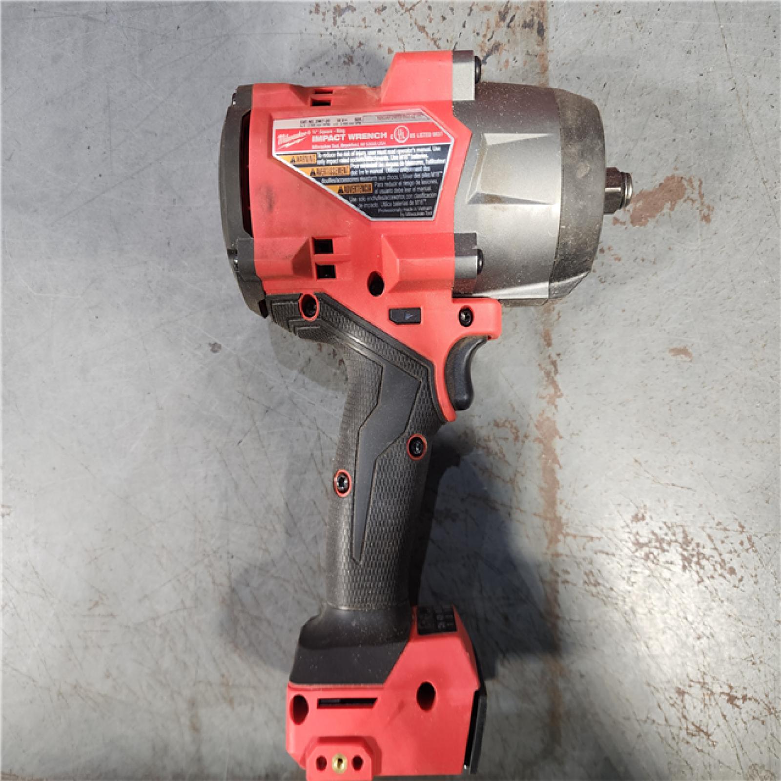 HOUSTON LOCATION - AS-IS Milwaukee M18 1/2 in. Cordless Brushless High Torque Impact Wrench Kit (Battery & Charger)