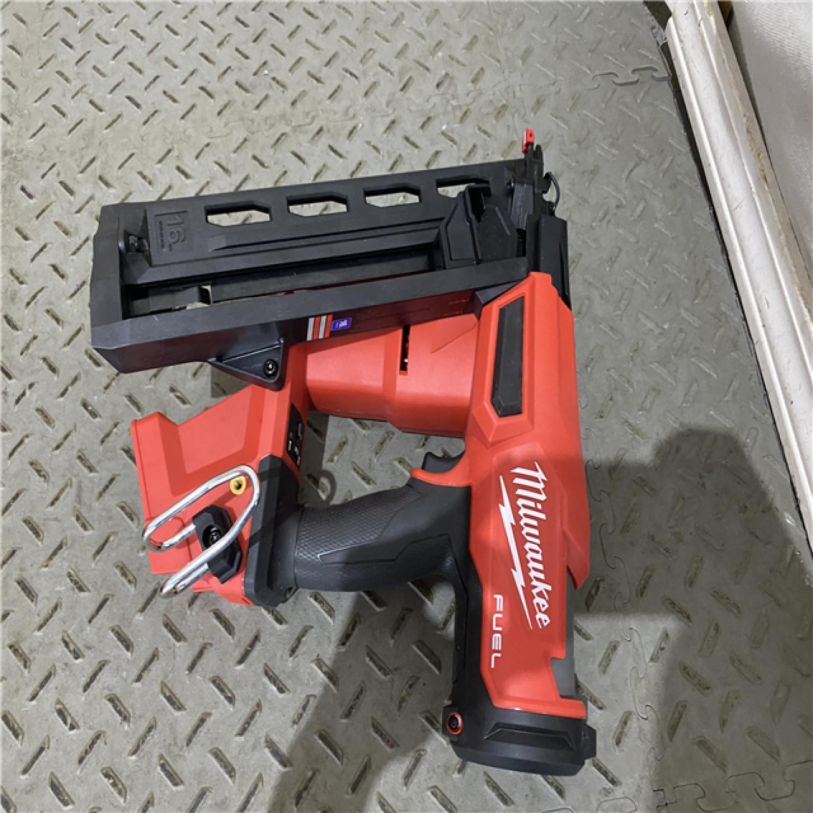 Houston location AS-IS Milwaukee 2841-20 18V Cordless Gen II 16 Gauge Angled Finish Nailer (Tool Only)