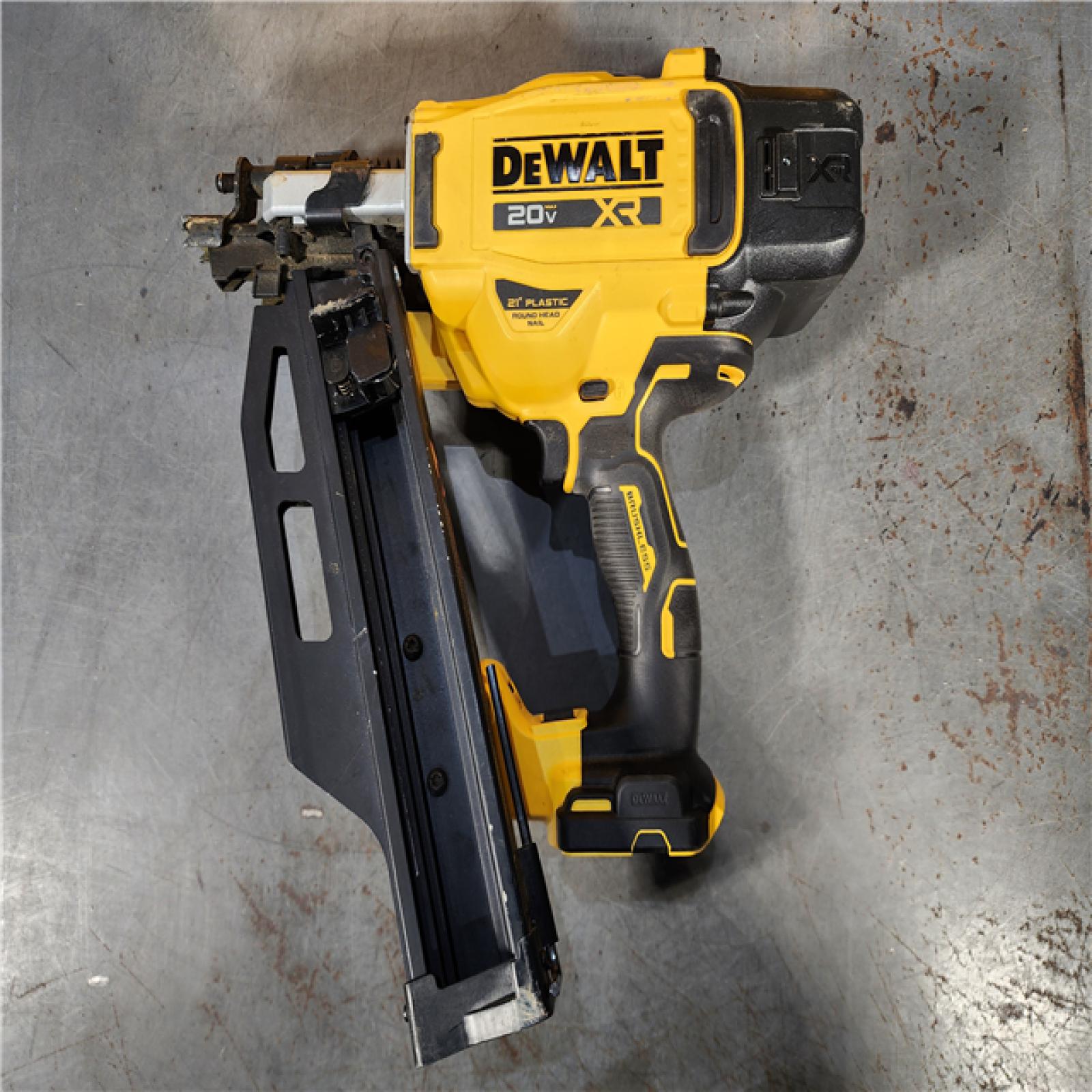 HOUSTON LOCATION - AS-IS DEWALT 20-Volt 21Â° Cordless Framing Nailer (Tool-Only)