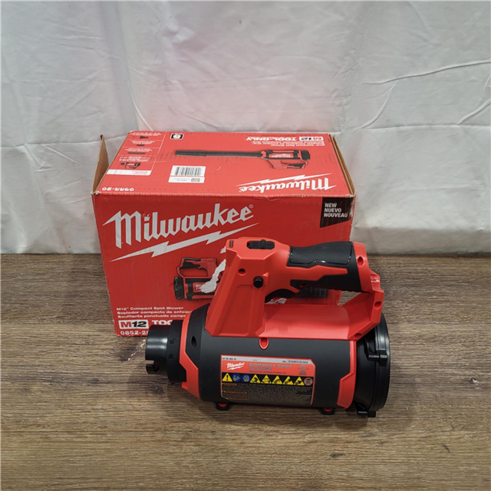 AS-IS Milwaukee Cordless Compact Spot Blower (Tool-Only)