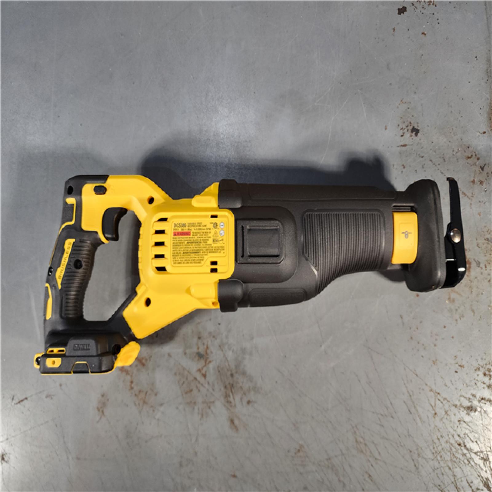 HOUSTON LOCATION - AS-IS (APPEARS LIKE NEW) 20V MAX Lithium Ion Cordless Brushless Reciprocating Saw with FLEXVOLT ADVANTAGE (Tool Only)