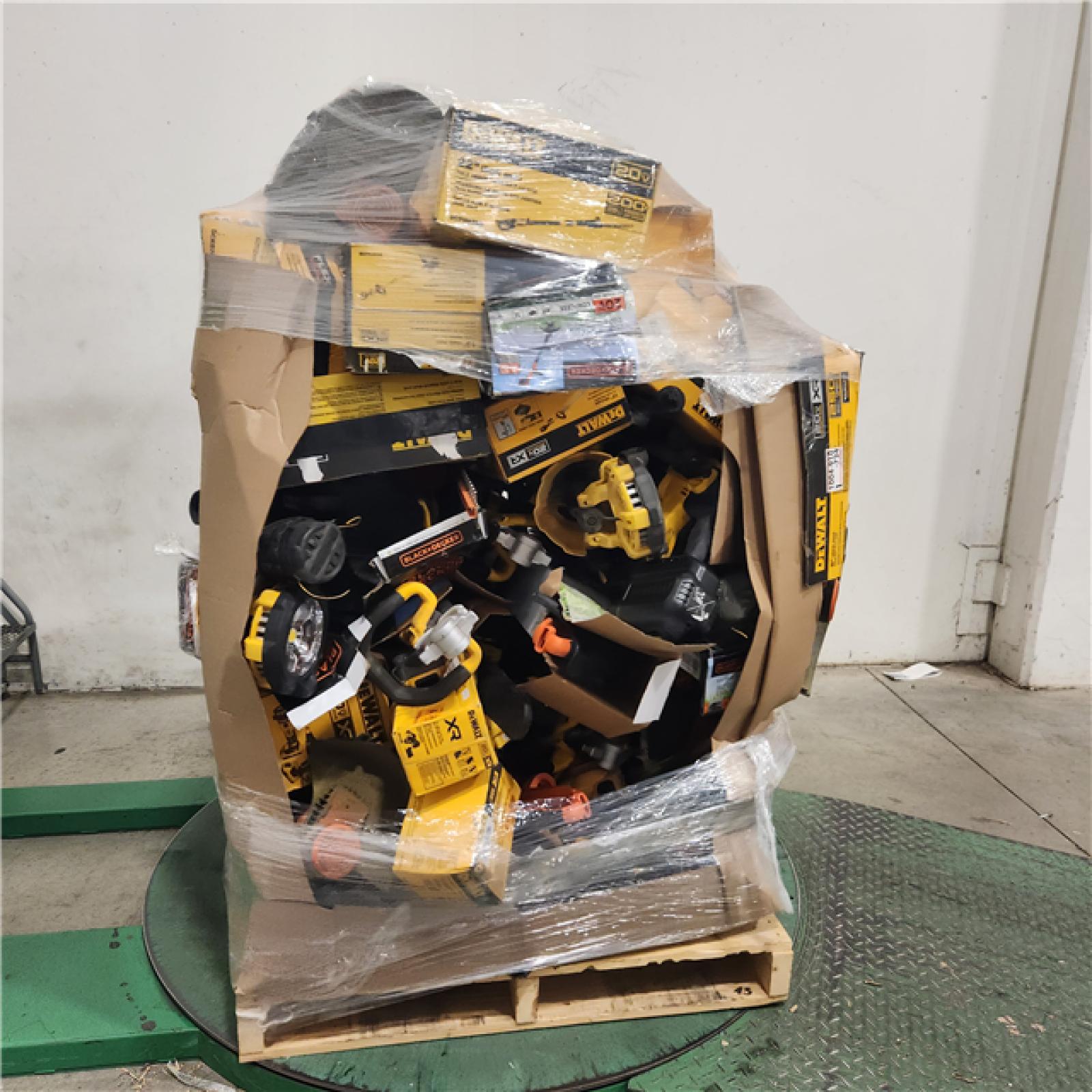 Dallas Location - As-Is DEWALT Tool Pallet