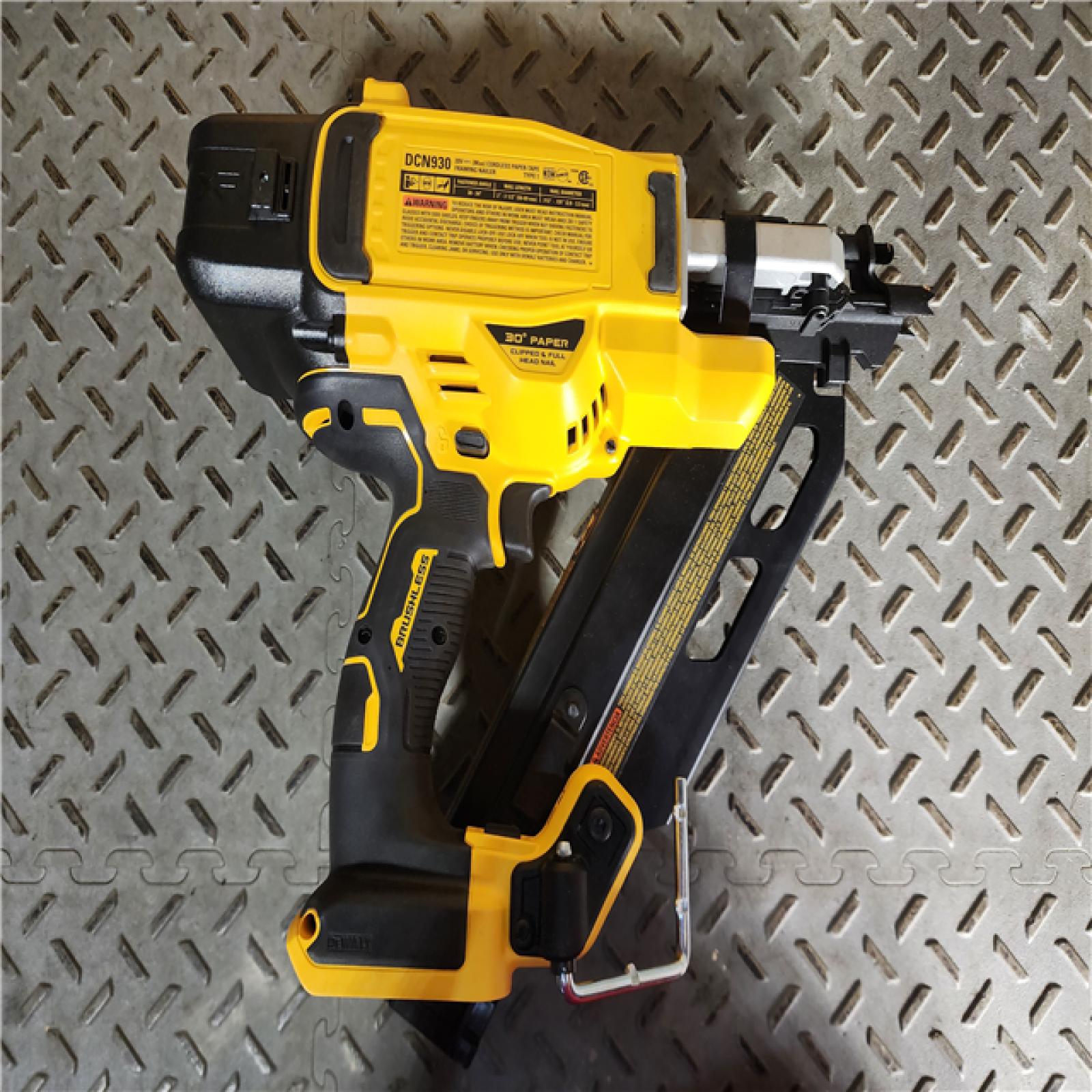 HOUSTON LOCATION - AS-IS (APPEARS LIKE NEW) 20-Volt 30° Cordless Framing Nailer (Tool-Only)