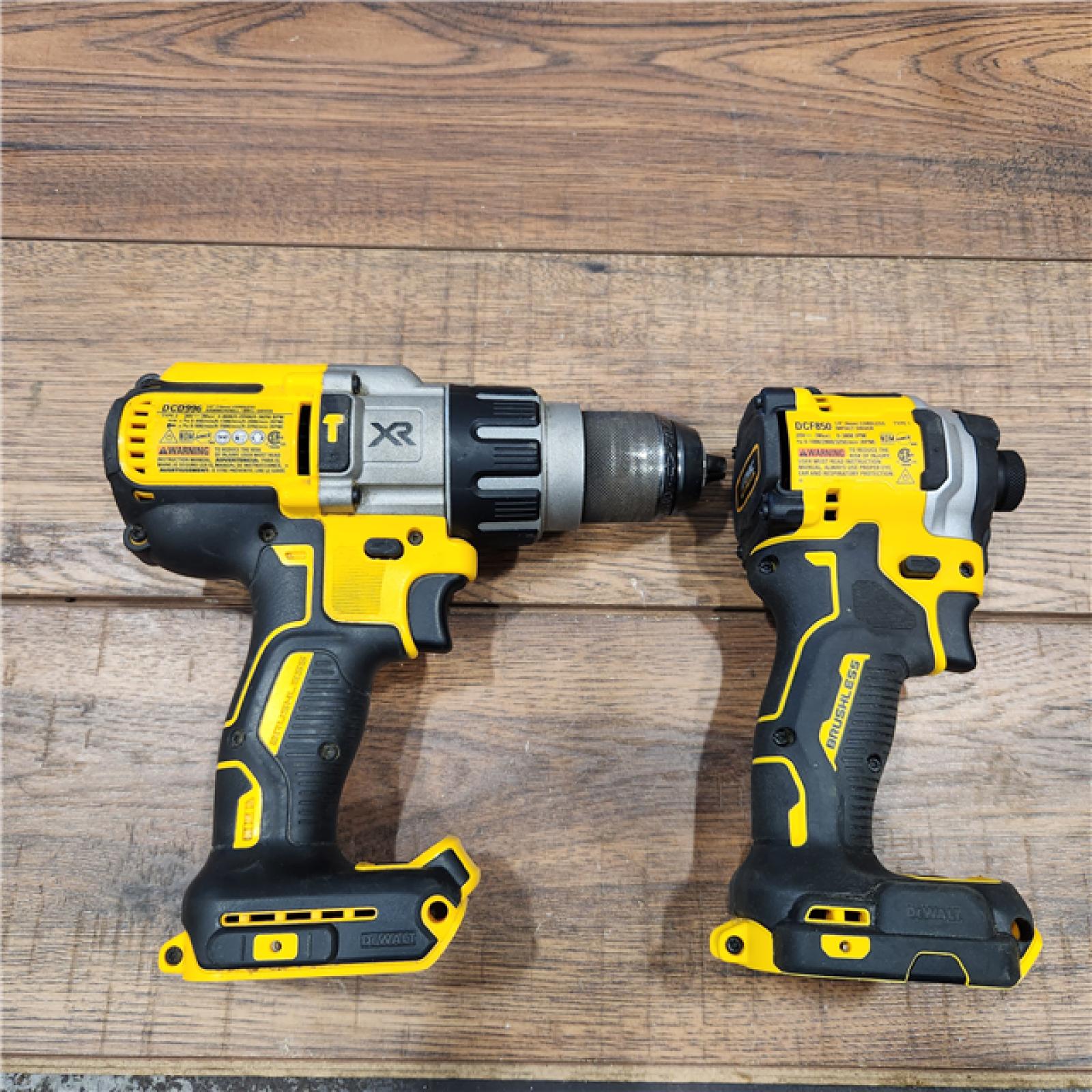 AS-IS 20V MAX XR Hammer Drill and ATOMIC Impact Driver 2 Tool Cordless Combo Kit with (2) 4.0Ah Batteries, Charger, and Bag