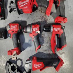 HOUSTON LOCATION - AS-IS MILWAUKEE 6 TOOL COMBO KIT W/ (2) BATTERY & CHARGER