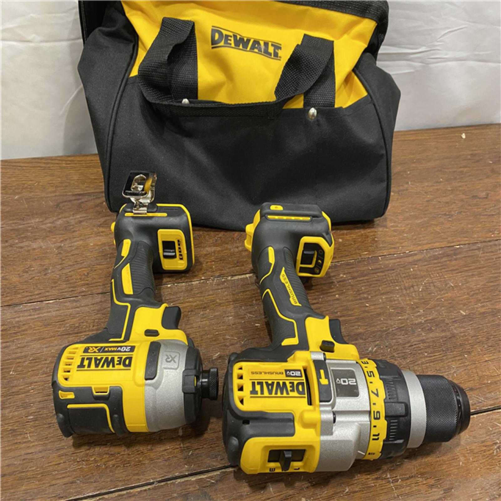 AS-ISDEWALT 20V MAX Cordless Brushless Hammer Drill/Driver 2 Tool Combo Kit with FLEXVOLT ADVANTAGE