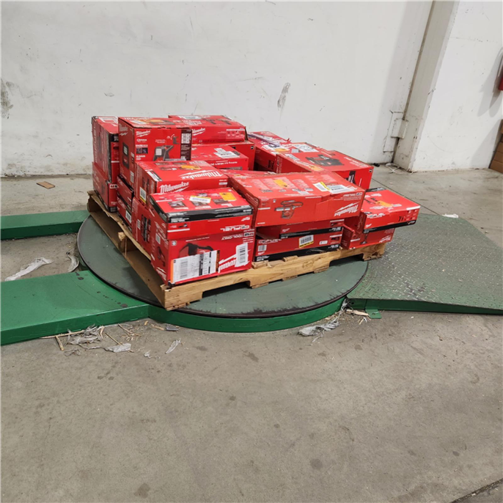 Dallas Location - As-Is MILWAUKEE Tool Pallet