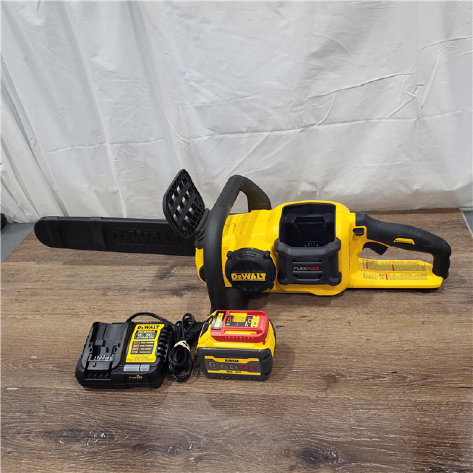 AS IS DeWalt FLEXVOLT 60V MAX Lithium-Ion Brushless Cordless 16in. Chainsaw Kit