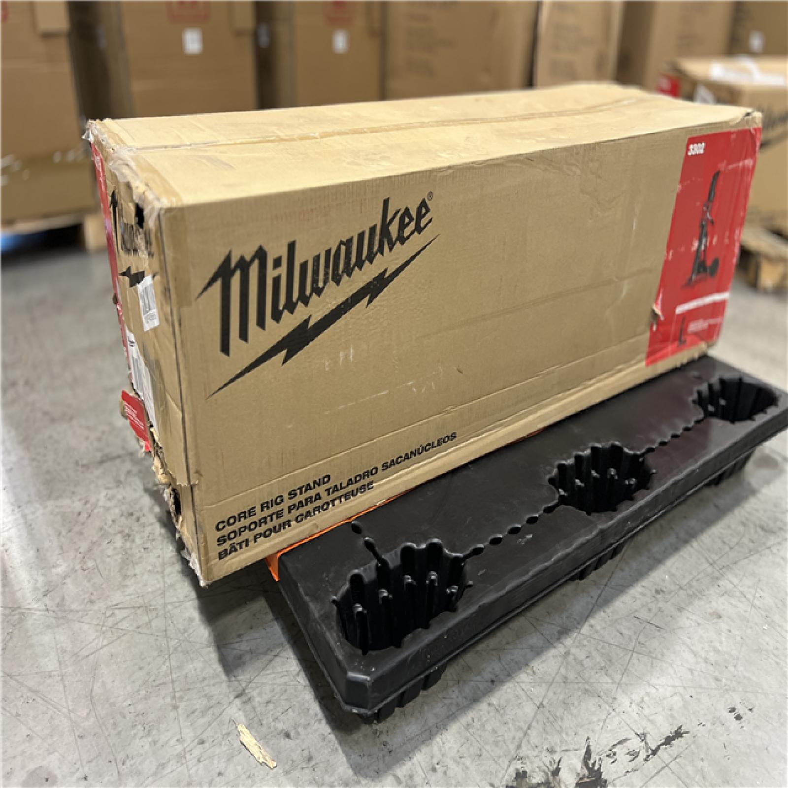 DALLAS LOCATION - LIKE NEW! -Milwaukee MX FUEL Core Rig Stand