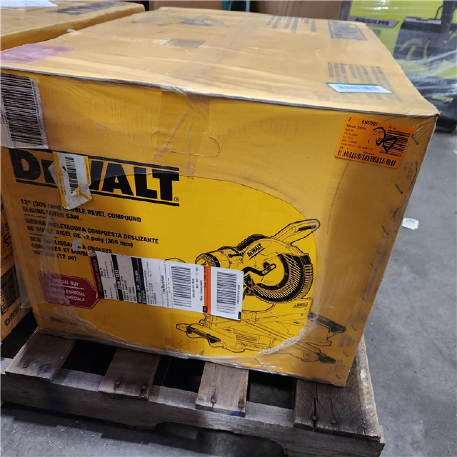 Dallas Location - NEW- DEWALT 15 Amp Corded 12 in. Double Bevel Sliding Compound Miter Saw, Blade Wrench and Material Clamp