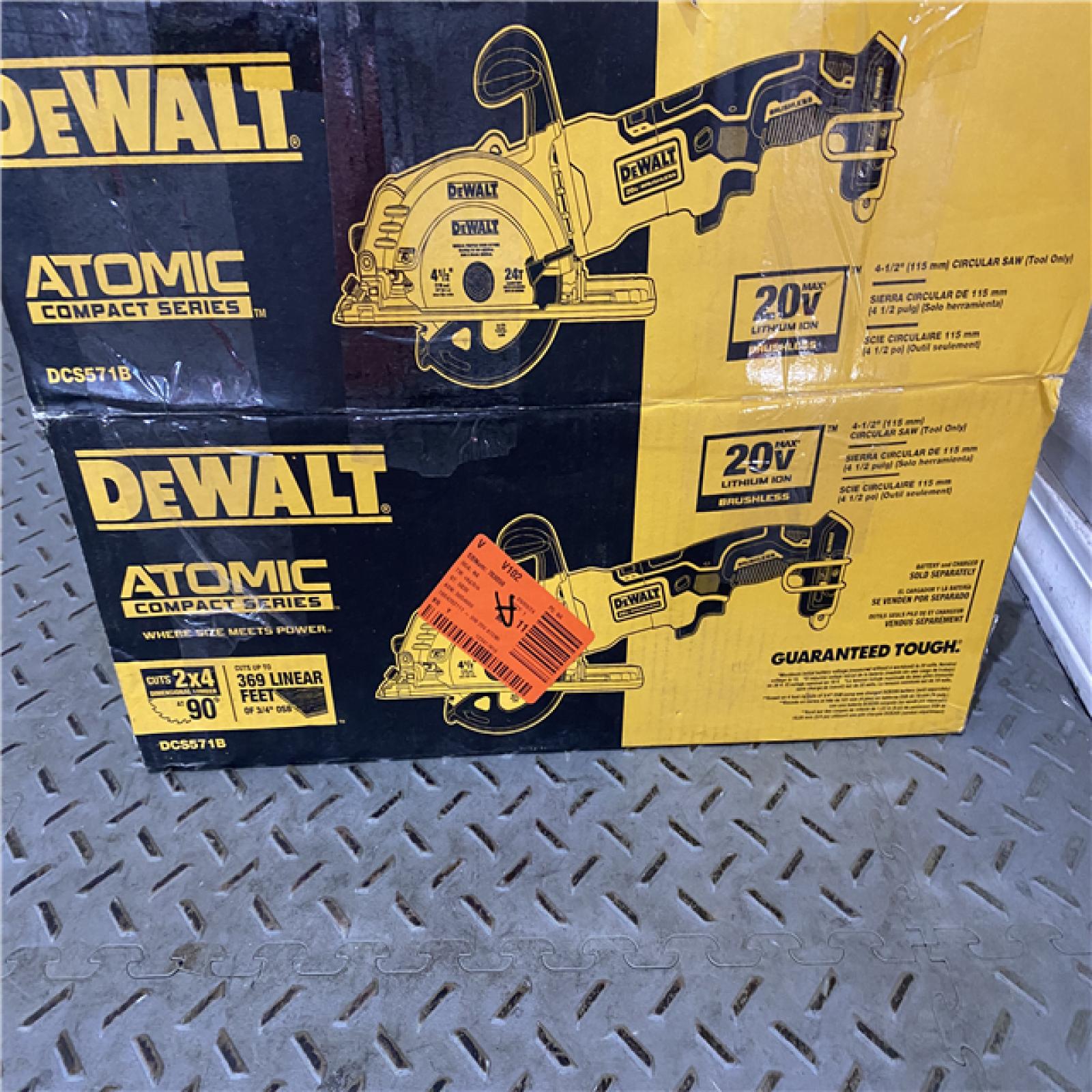 Houston location AS-IS DEWALT ATOMIC 20V MAX Cordless Brushless 4-1/2 in. Circular Saw (Tool Only)