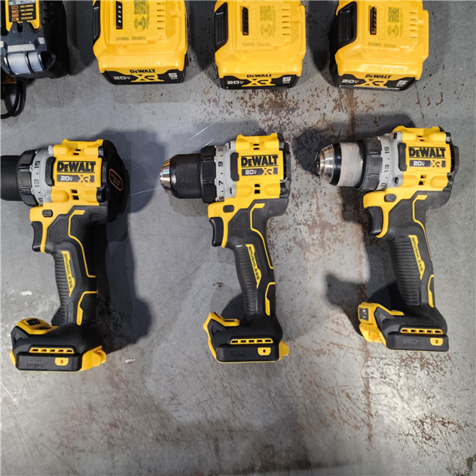 HOUSTON LOCATION - AS-IS (3) DEWALT 20V MAX XR Brushless Cordless 1/2 Drill/Driver Kit