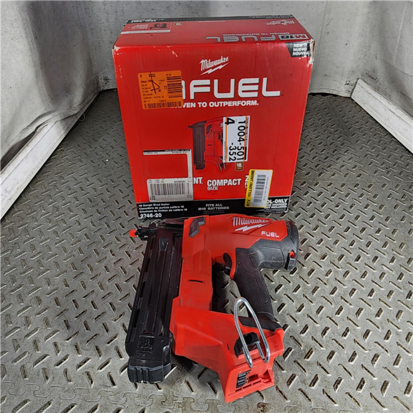 HOUSTON LOCATION - AS-IS Milwaukee M18 Fuel 18V Brushless 18-Gauge Brad Nailer 2746-20 (Bare Tool)