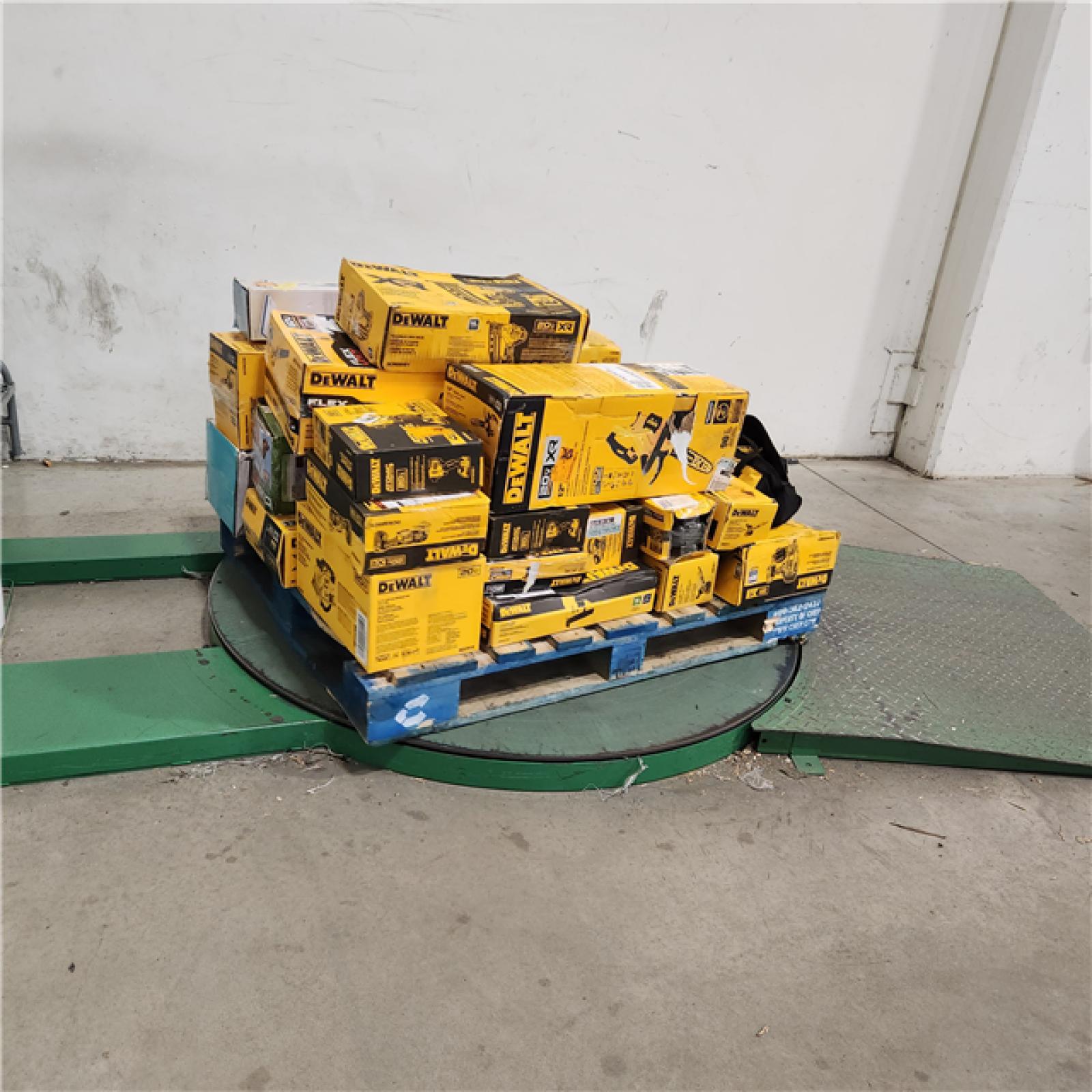 Dallas Location - As-Is DEWALT Tool Pallet