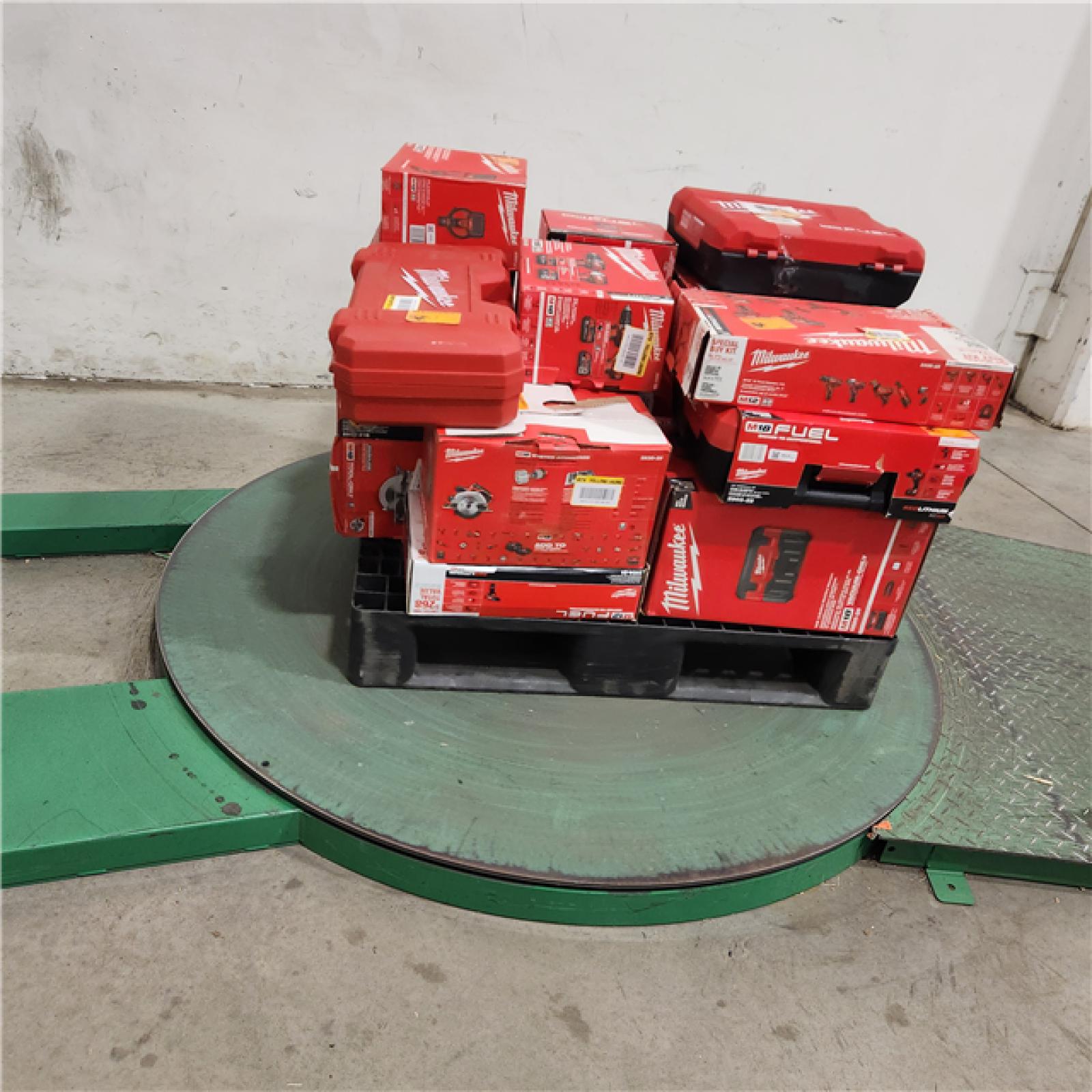 Dallas Location - As-Is MILWAUKEE Tool Pallet