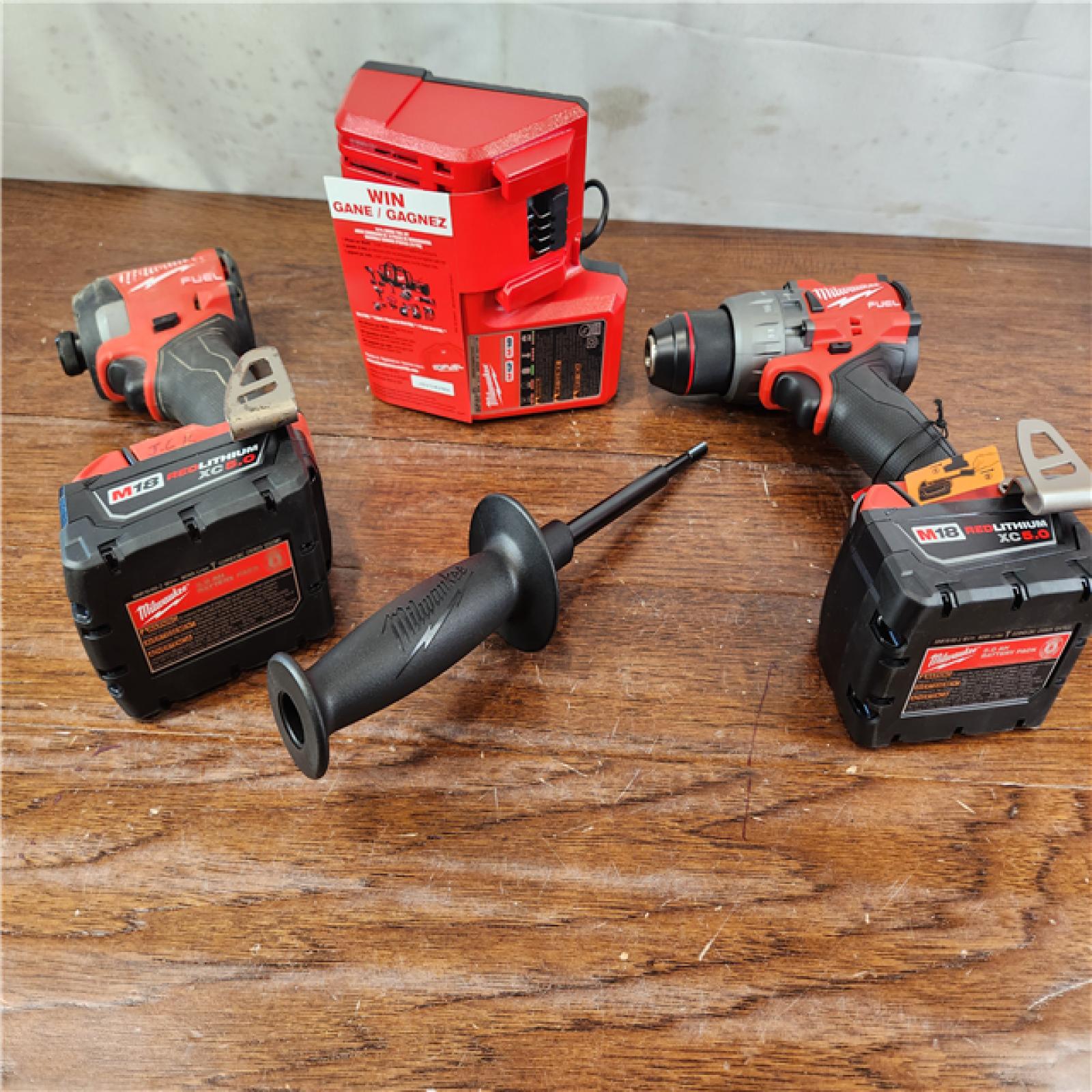 AS-IS Milwaukee 3697-22 M18 FUEL 1/2 Hammer Driller/Driver &1/4 Hex Impact Driver 2 Tool Combo Kit