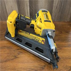 AS-IS DeWalt 20V MAX Brushless Cordless 2-Speed 30° Paper Collated Framing Nailer Kit