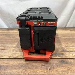 AS-IS Milwaukee M18 PACKOUT Light/Charger