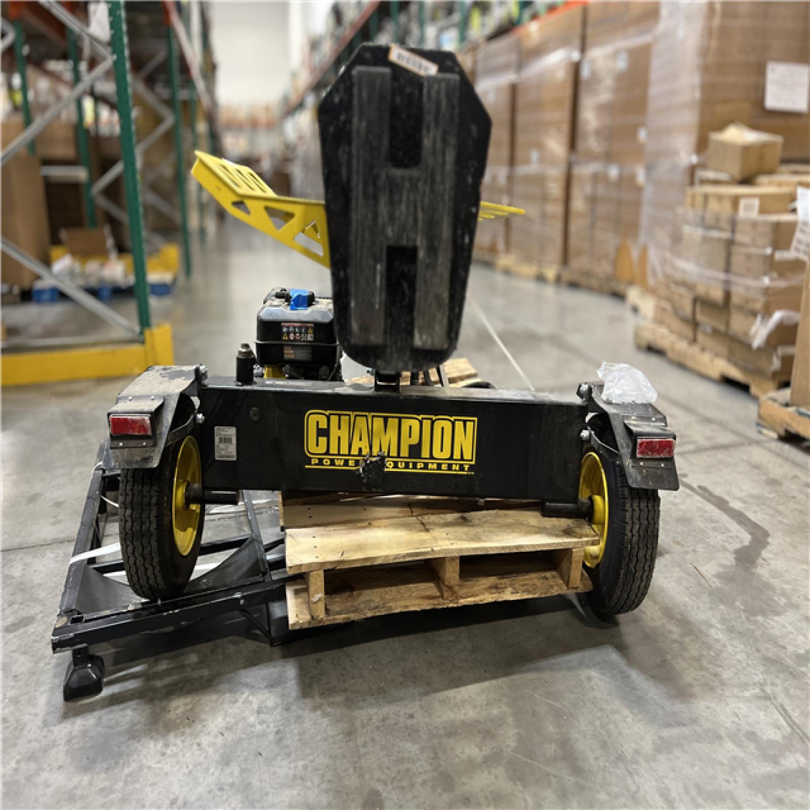 Dallas Location - As-Is Champion Power Equipment 27 Ton 224 cc Gas Log Splitter