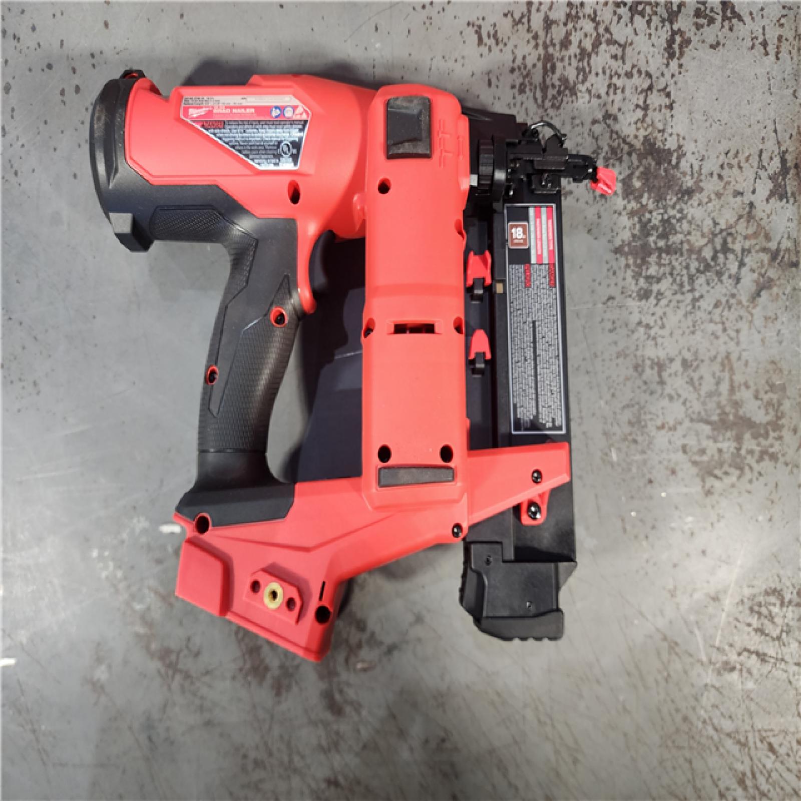 HOUSTON LOCATION - AS-IS (APPEARS LIKE NEW) Milwaukee M18 Fuel 18V Brushless 18-Gauge Brad Nailer 2746-20 (Bare Tool)