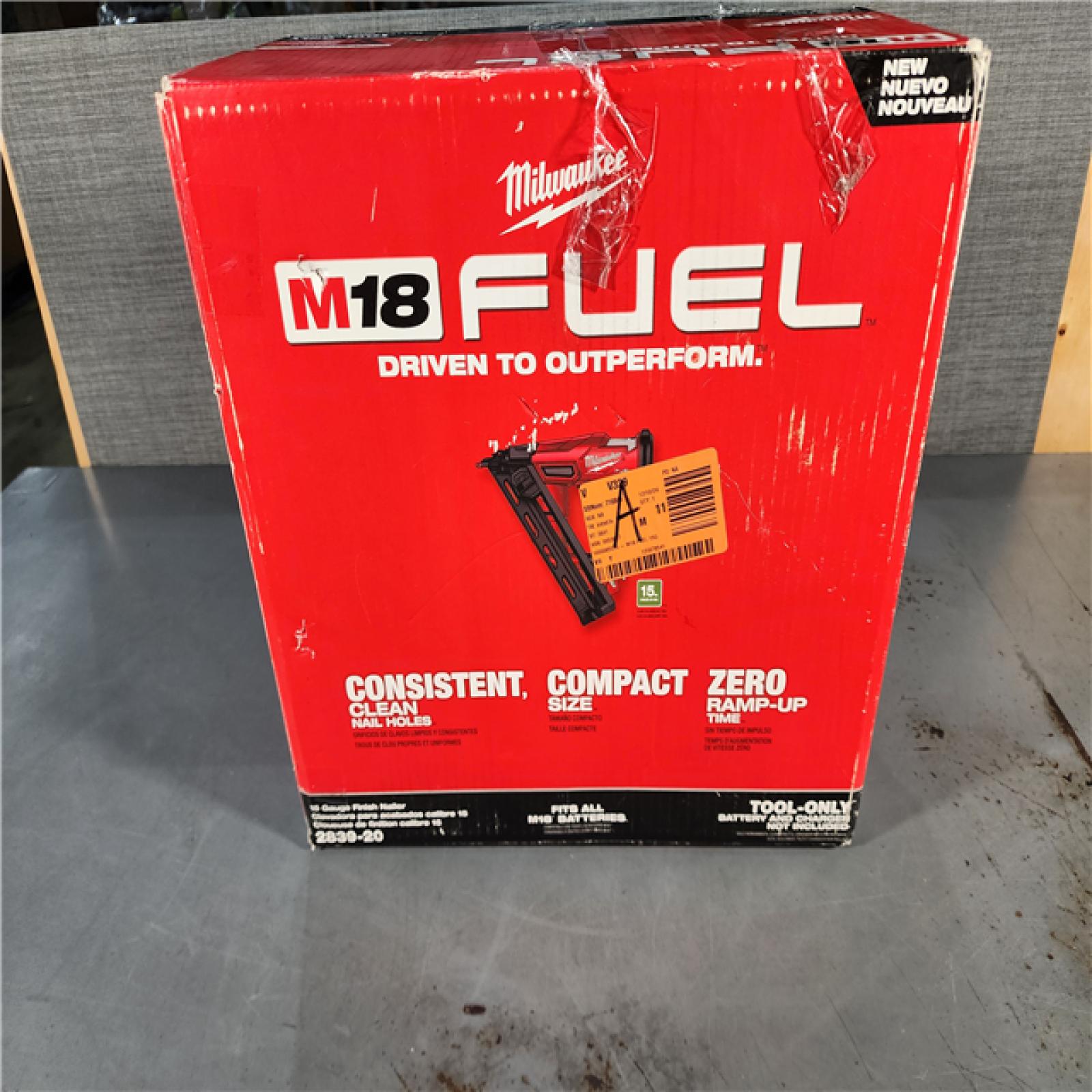 HOUSTON LOCATION - AS-IS Milwaukee 2839-20 M18 FUEL 15 Ga. 18 Volt Brushless Angled Finish Nailer (TOOL ONLY)