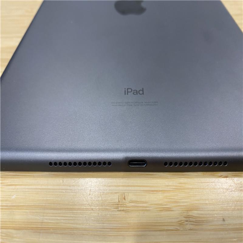 Apple iPad 8th Gen 32GB Space -Gray