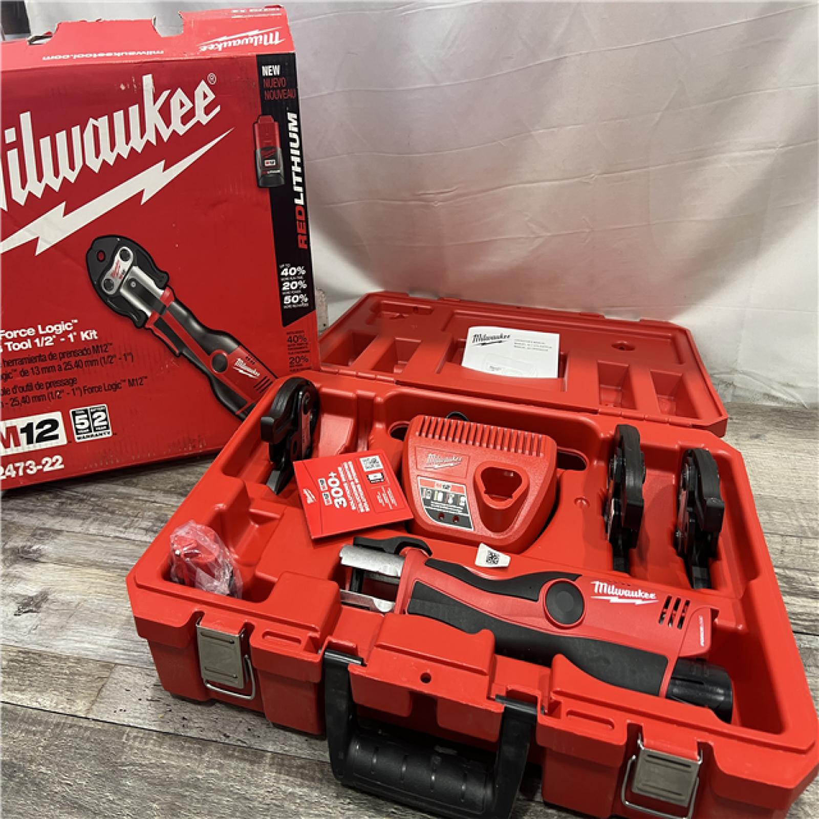 AS-IS Milwaukee M12 Force Logic Press Tool 1/2 in. to 1 in. Kit