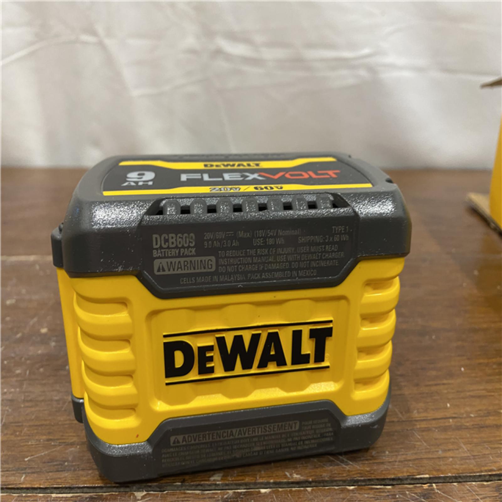 AS-ISDewalt DWLTDCB609 Dewalt DCB609 FLEXVOLT 20V/60V MAX* B