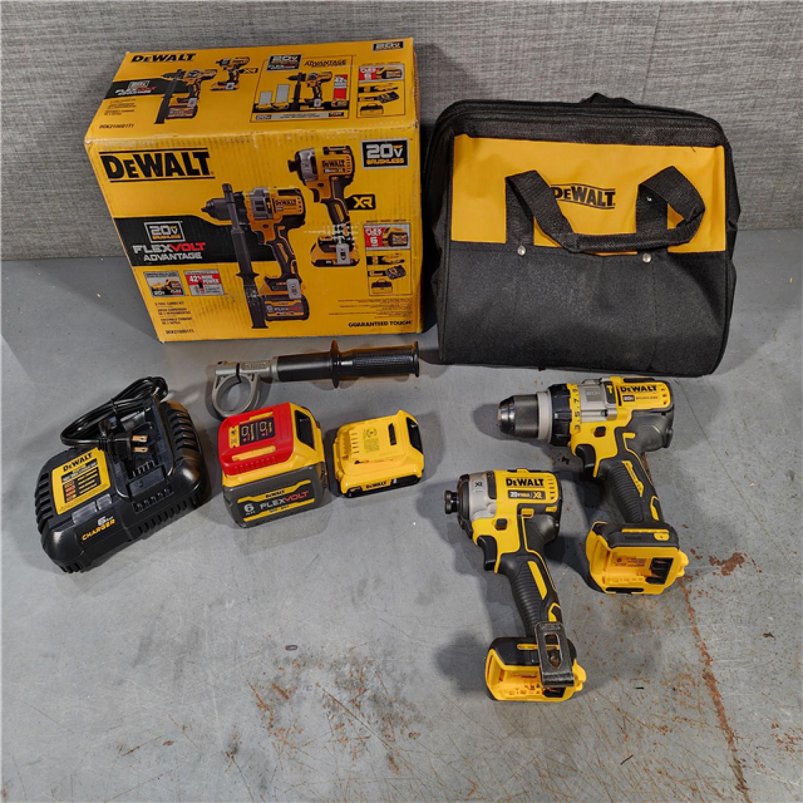 HOUSTON LOCATION - AS-IS DEWALT 20V MAX Cordless Brushless Hammer Drill/Driver 2 Tool Combo Kit with FLEXVOLT ADVANTAGE