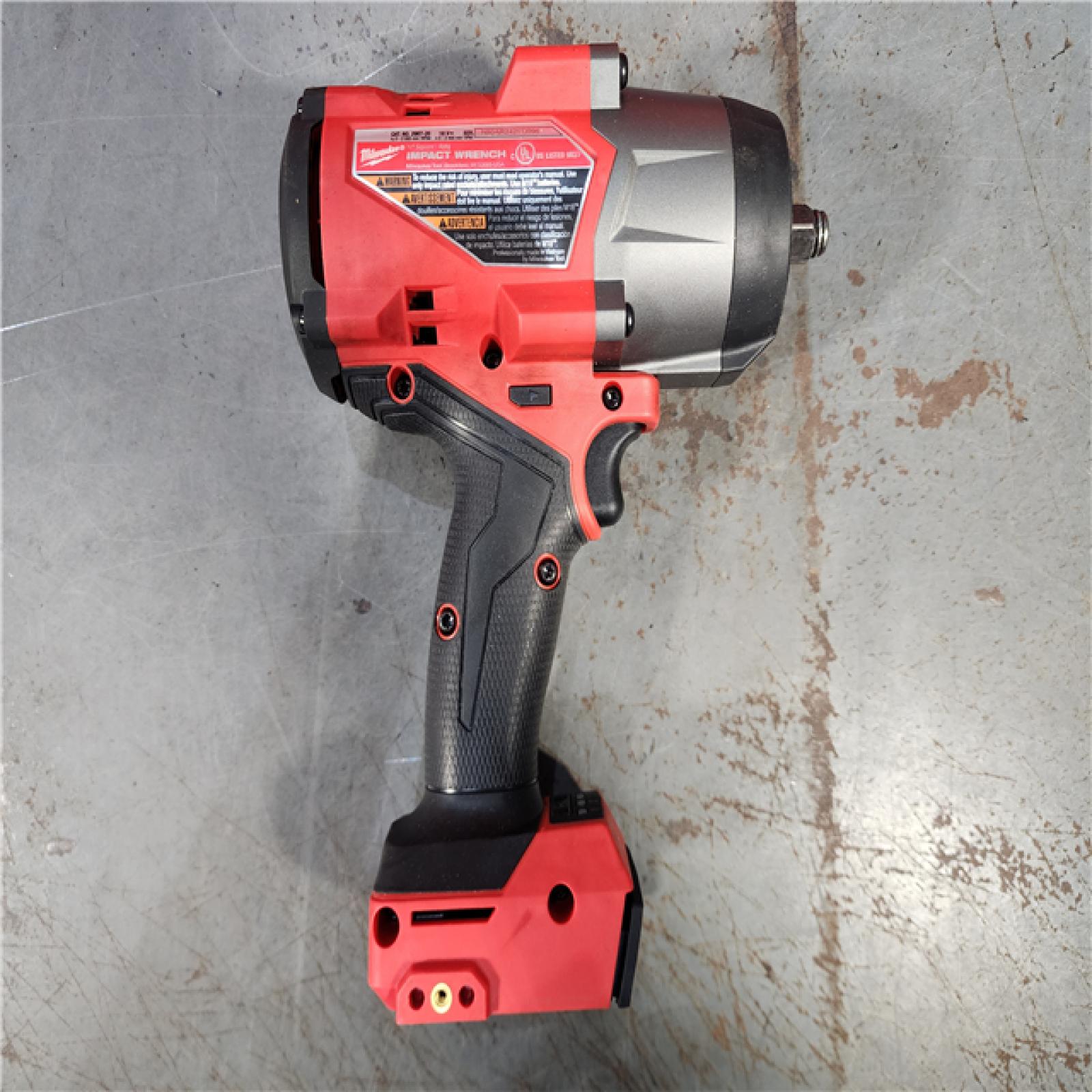 HOUSTON LOCATION - AS-IS (APPEARS LIKE NEW) Milwaukee M18 1/2 in. Cordless Brushless High Torque Impact Wrench Kit (Battery & Charger)